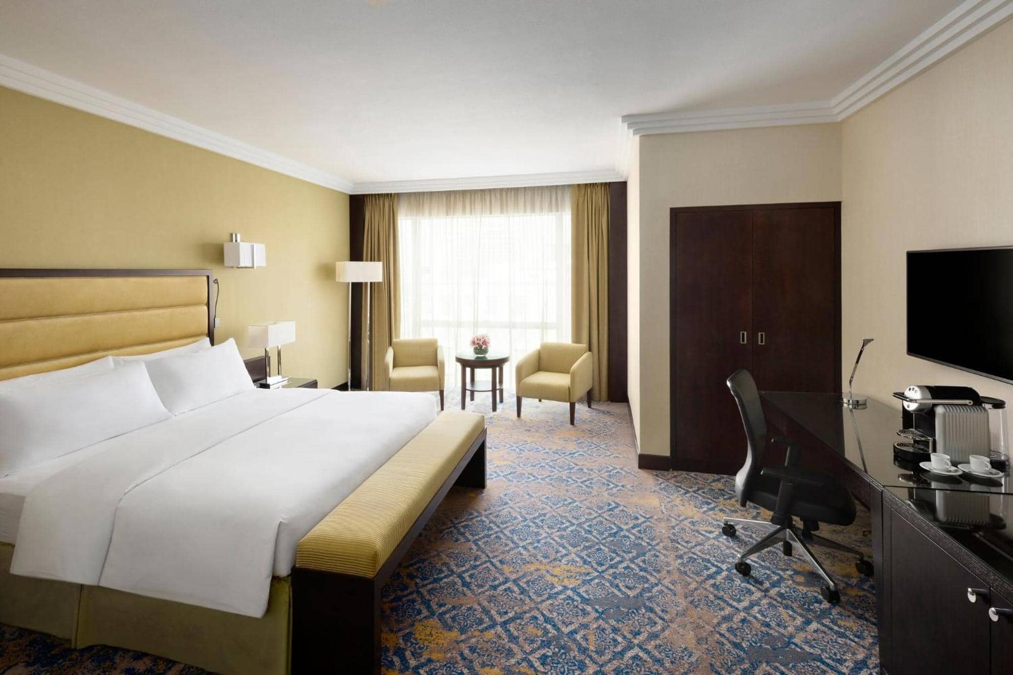 Swissotel Jeddah Al Hamra — 4