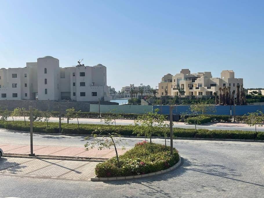 Mangroovy- Sensational 1BR Sea & Kite view