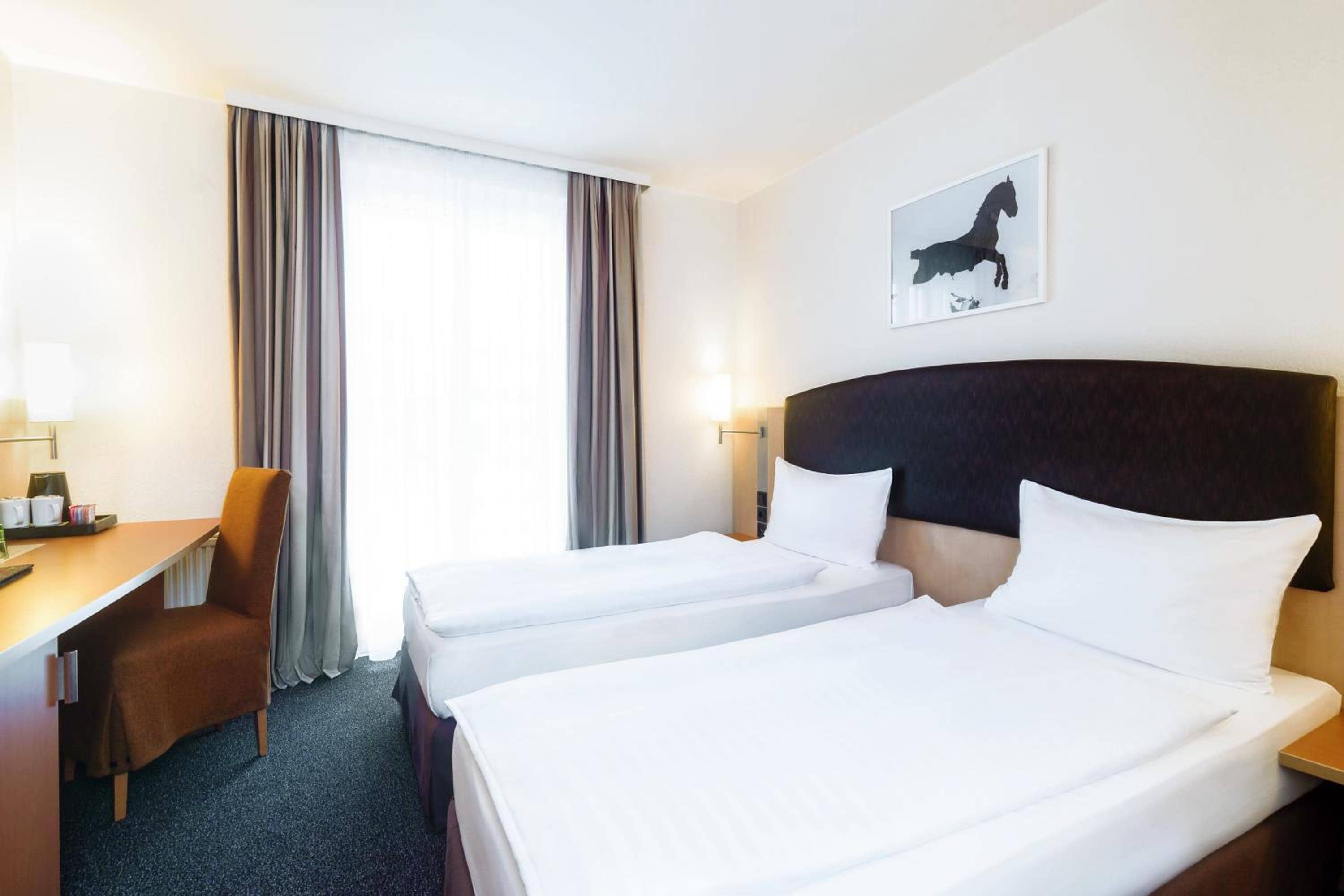 IntercityHotel Wien — 3