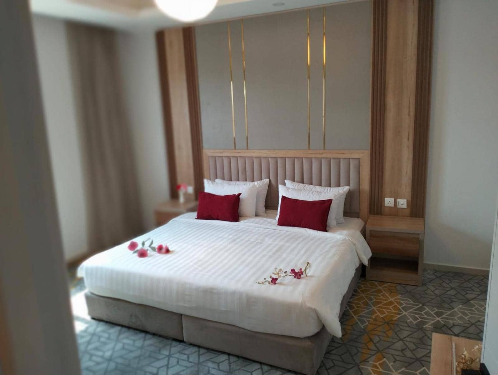 فندق جولدن نيو أم القرى - Golden New Umu ALqraa Hotel — 2