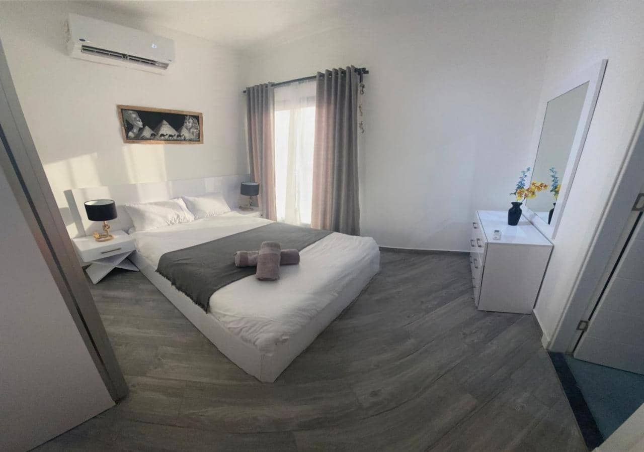 3BR 2BA Retreat with Four Pools Gym and Onsite Dining Close to El Gouna — 2
