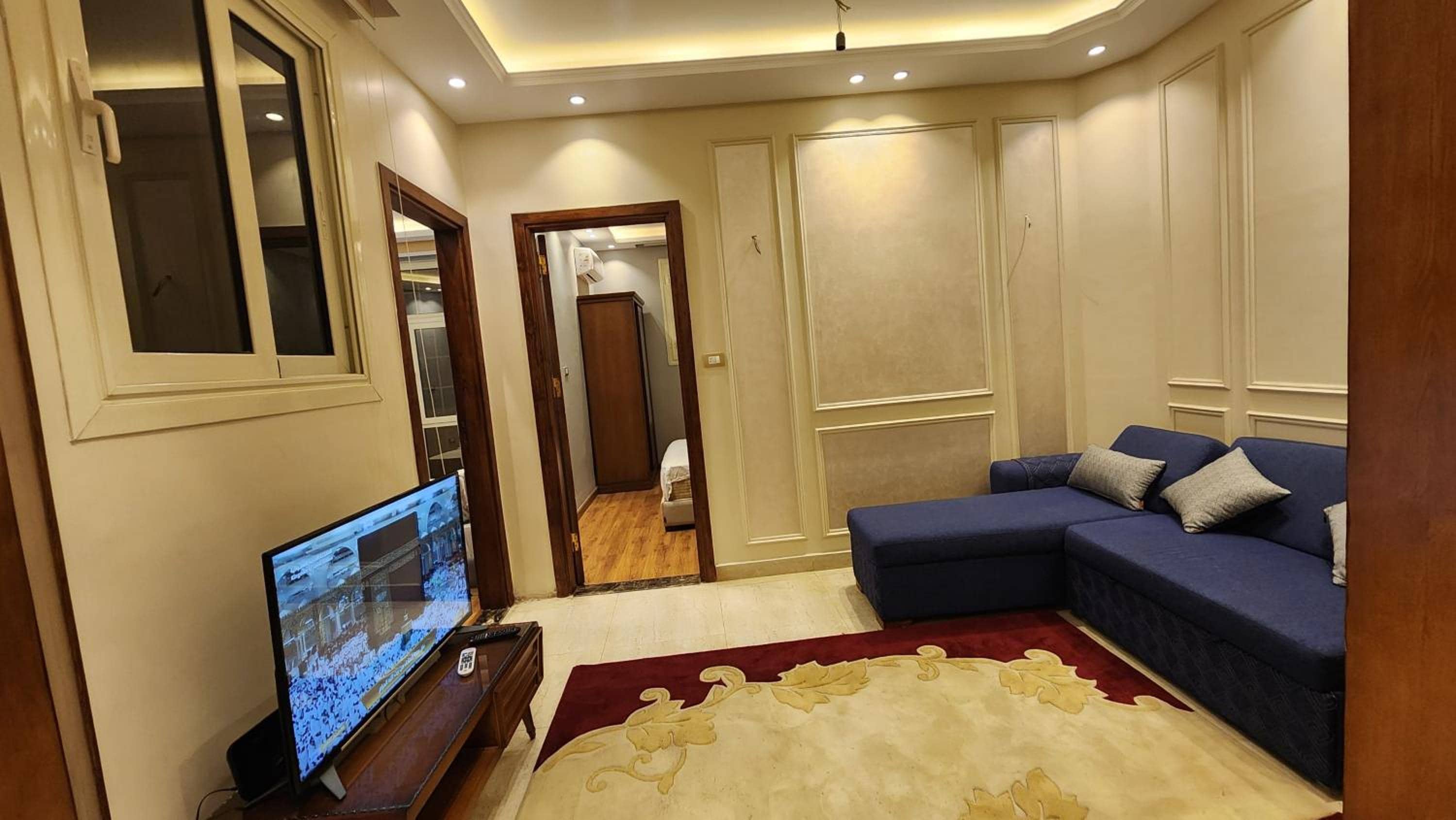 Azarita luxury apartment - families only — 4