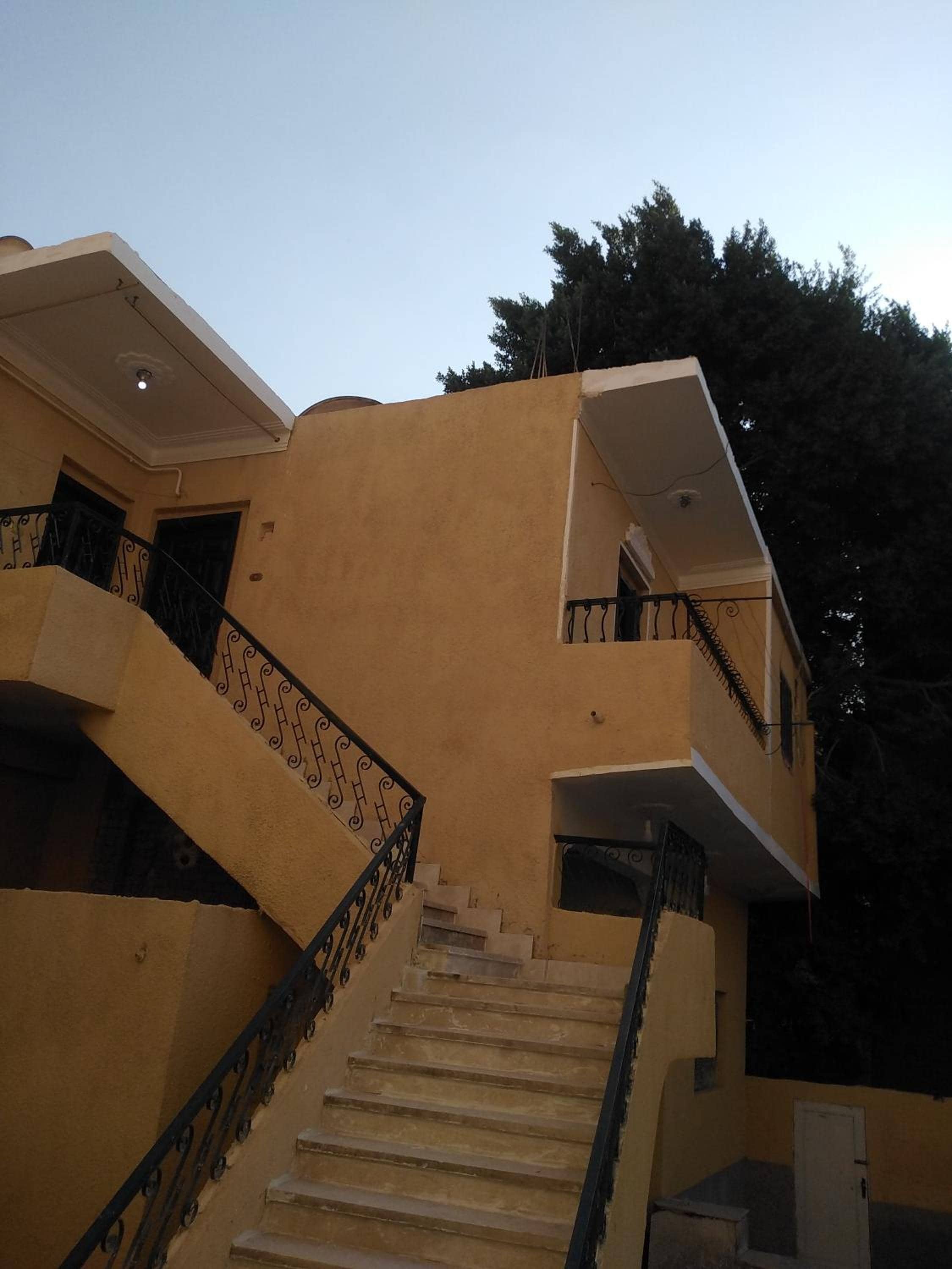 Nana Pyramids Guest House