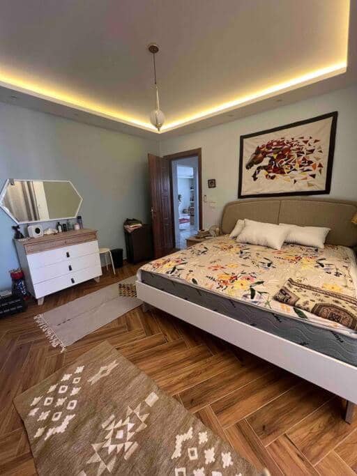 Newly refurbished flat,Marble floors.Central Cairo — 4