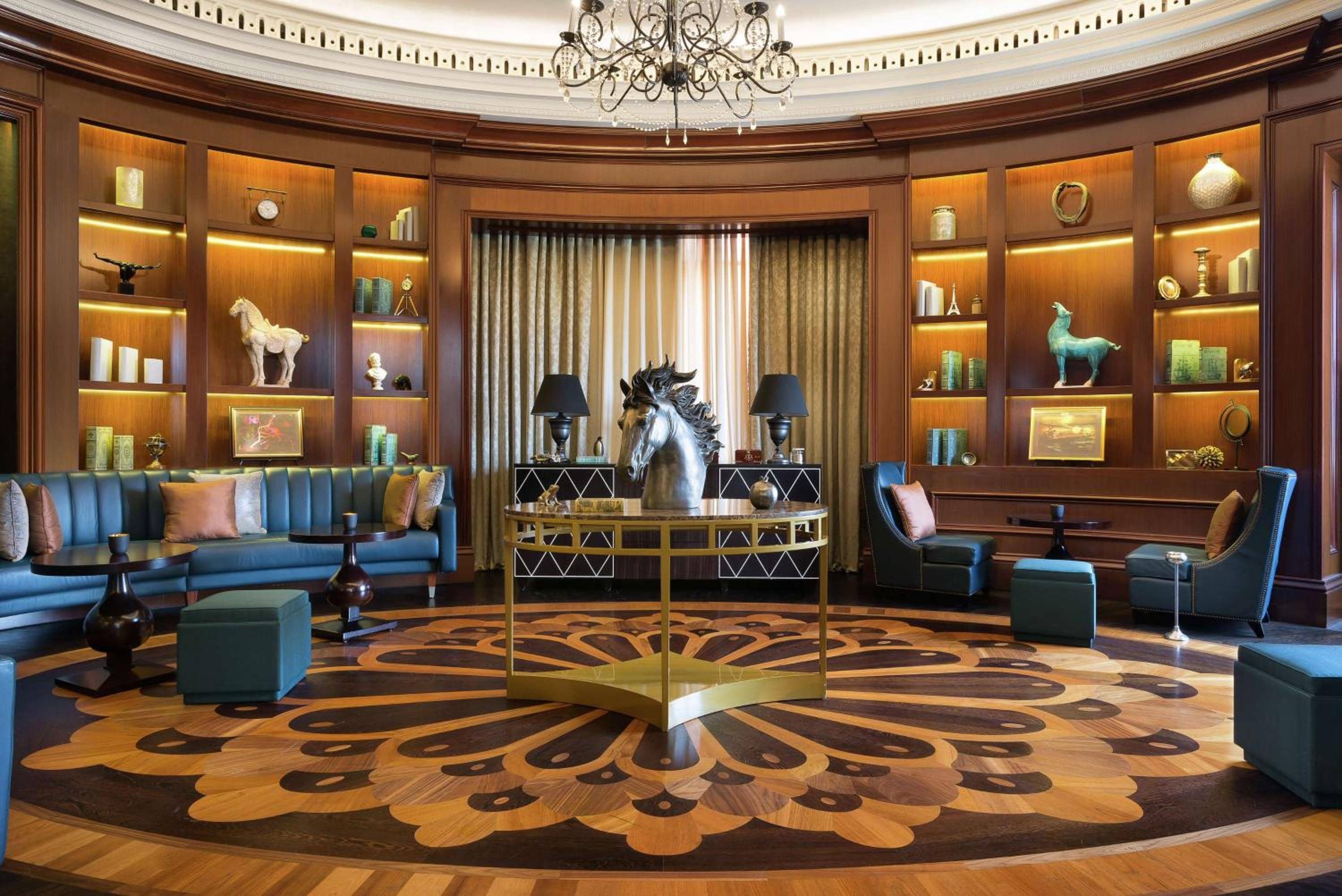 Al Habtoor Palace - Preferred Hotels & Resorts — 5