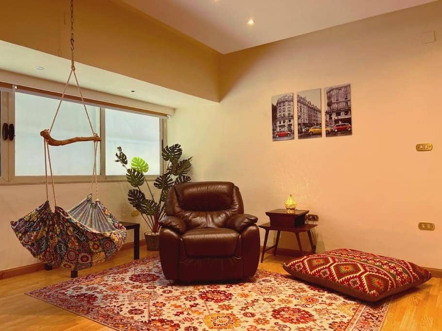Vintage Vibrant Space ! — 2