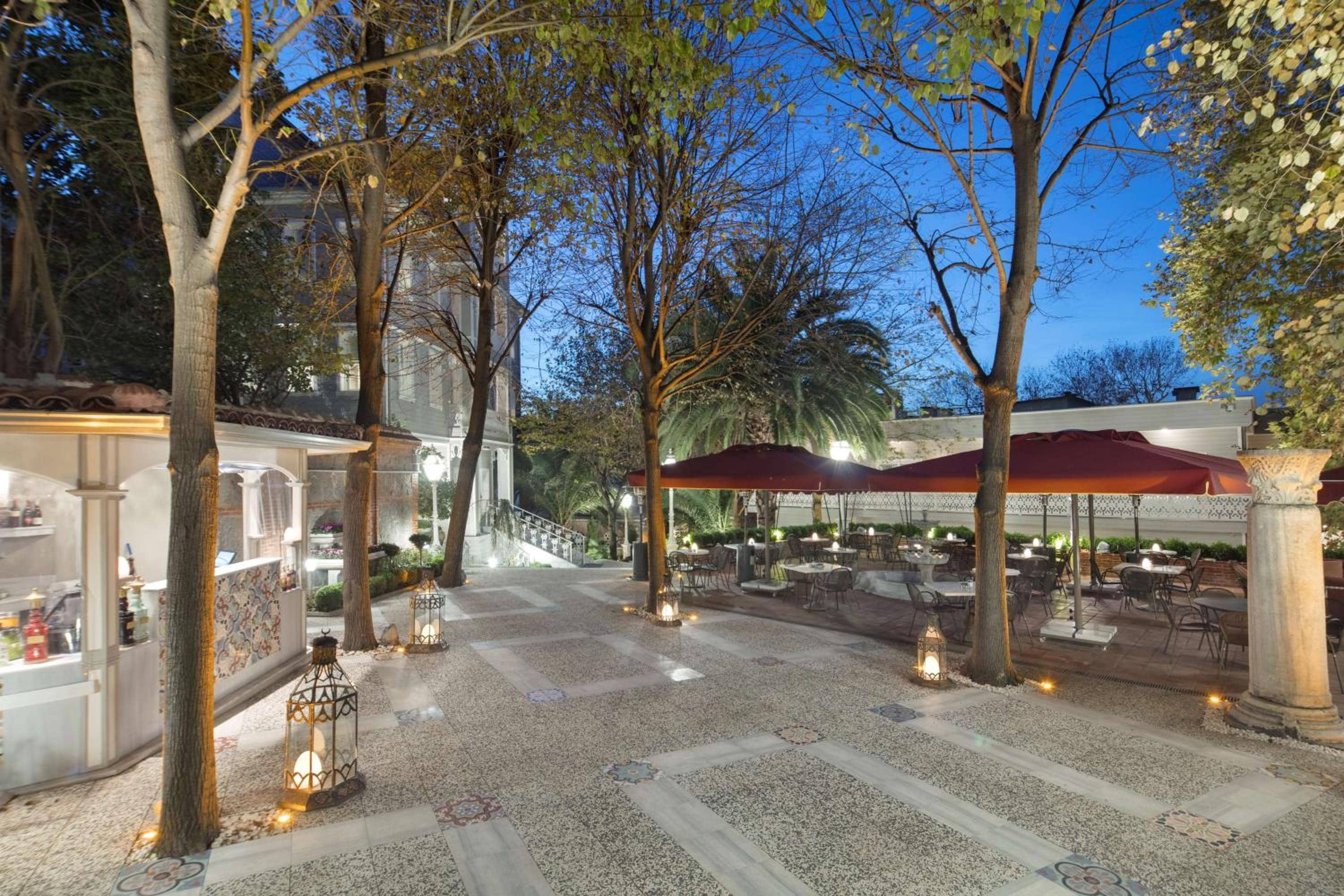 Hagia Sofia Mansions Istanbul, Curio Collection by Hilton — 5