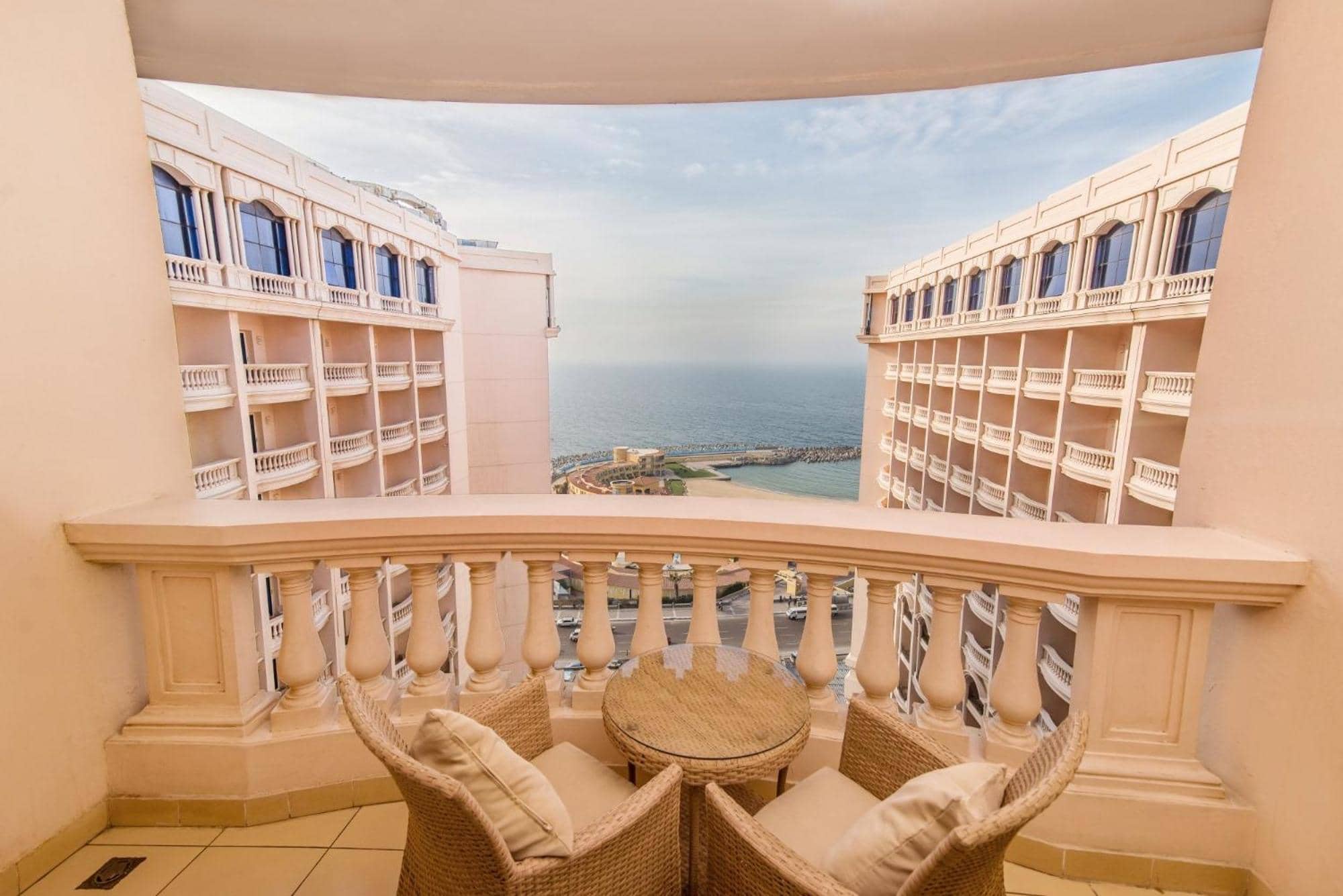Tolip Hotel Alexandria — 4