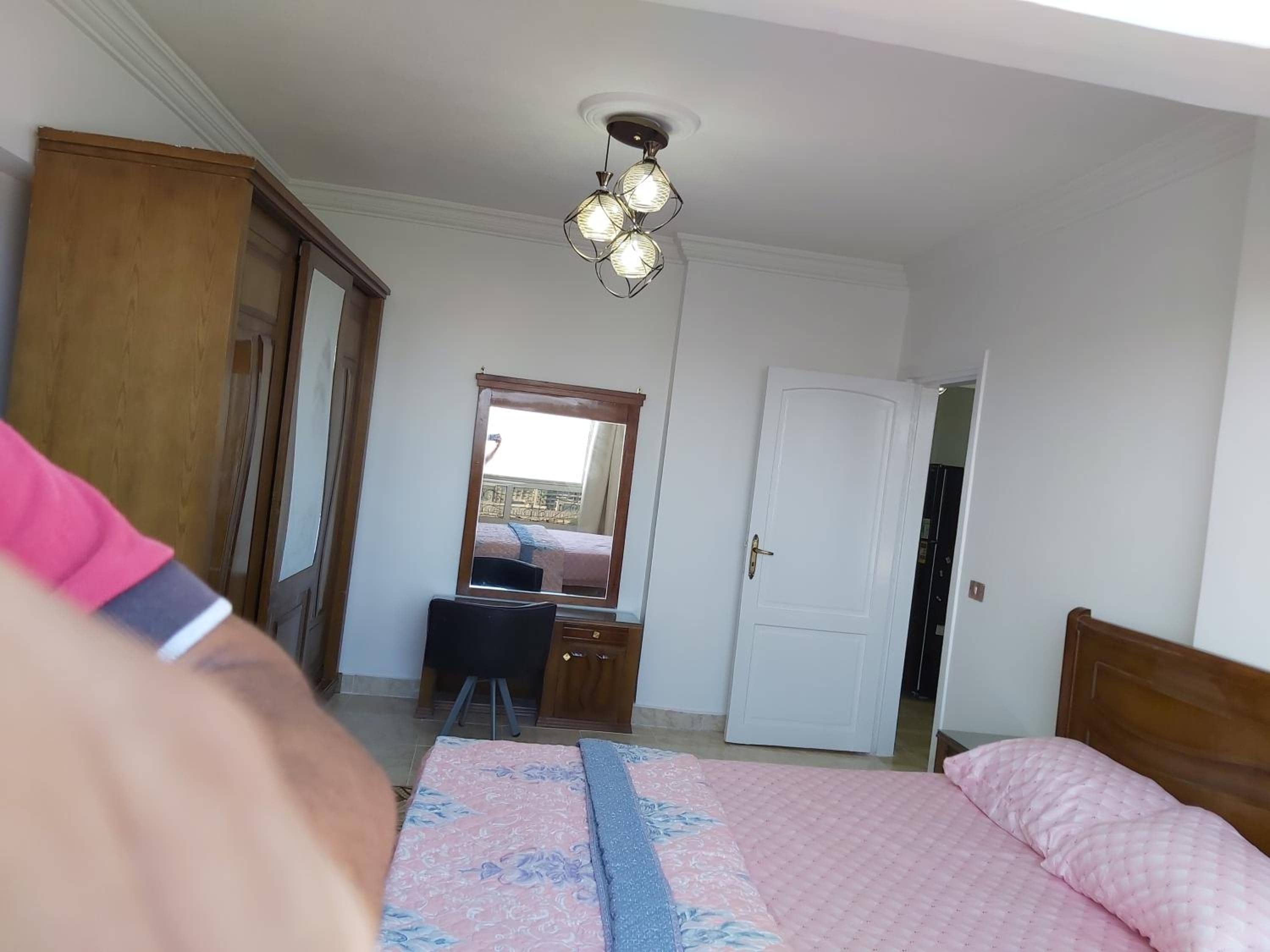 Riviera Suite Montazah Resort, Sea View, Scenic Views from Every Room, Fully Air-Conditioned Serviced 2BR Apartment, Reliable WiFi, Quiet — 2