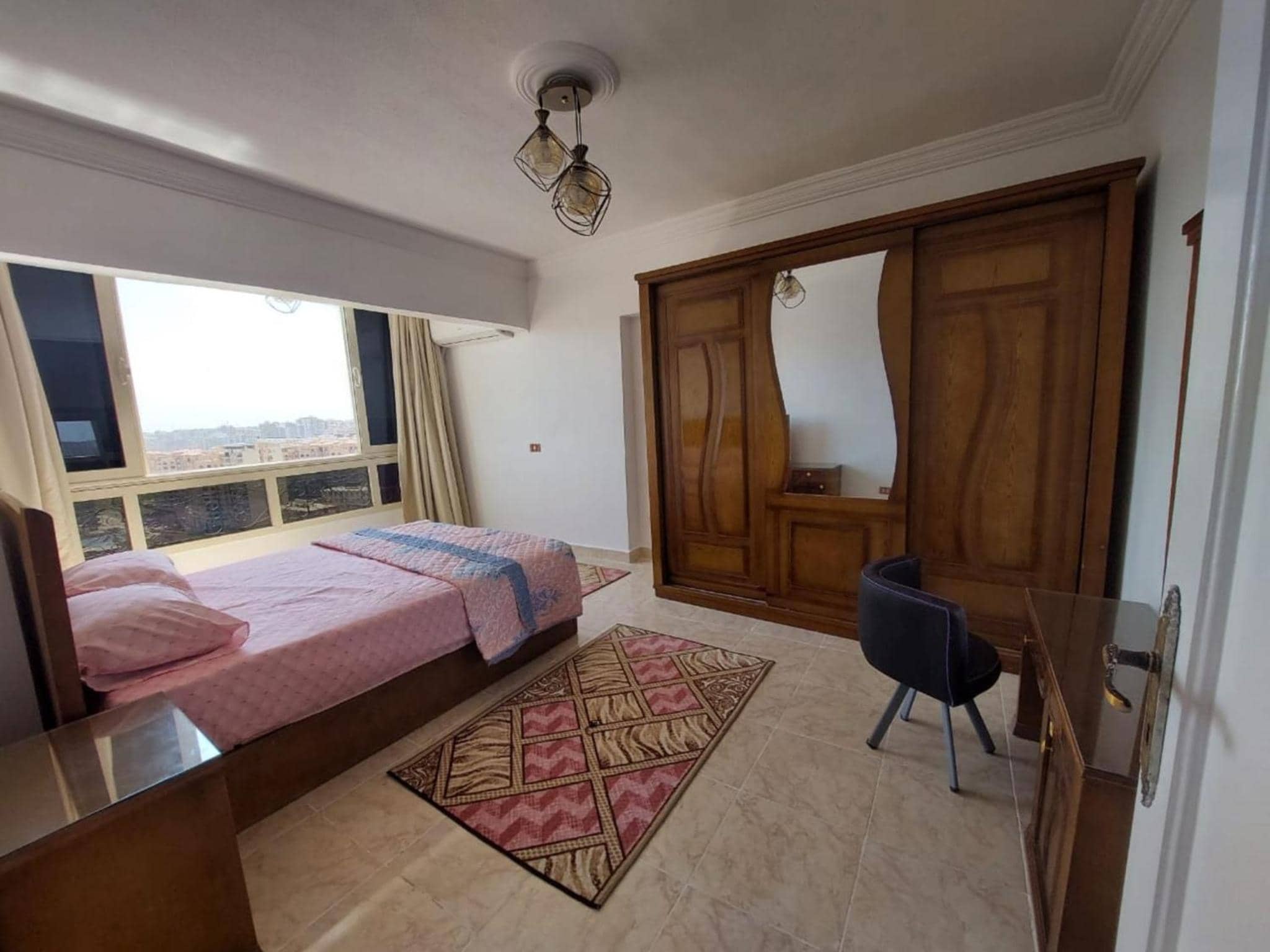 Riviera Suite Montazah Resort, Sea View, Scenic Views from Every Room, Fully Air-Conditioned Serviced 2BR Apartment, Reliable WiFi, Quiet — 4