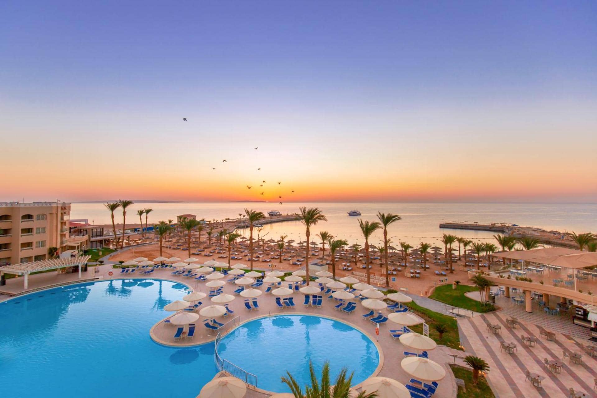 Beach Albatros The Club - Aqua Park — 5