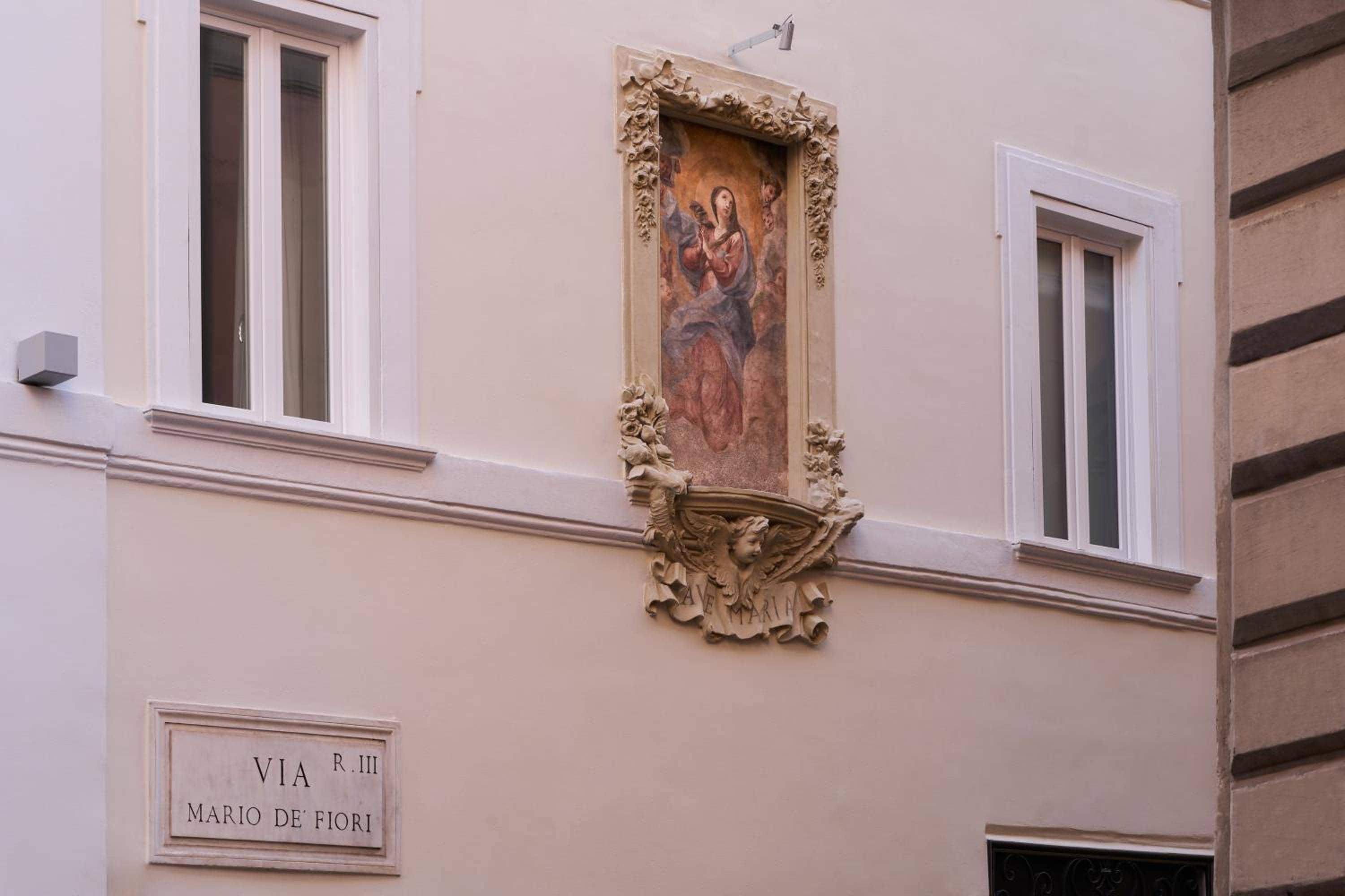 TB Place Roma — 5