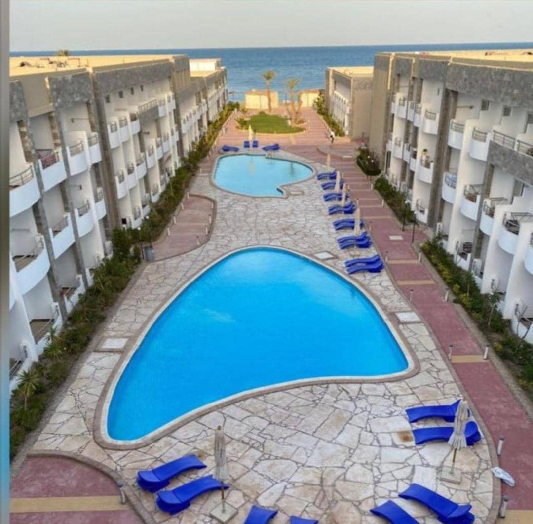 Chalet front the beach — 2