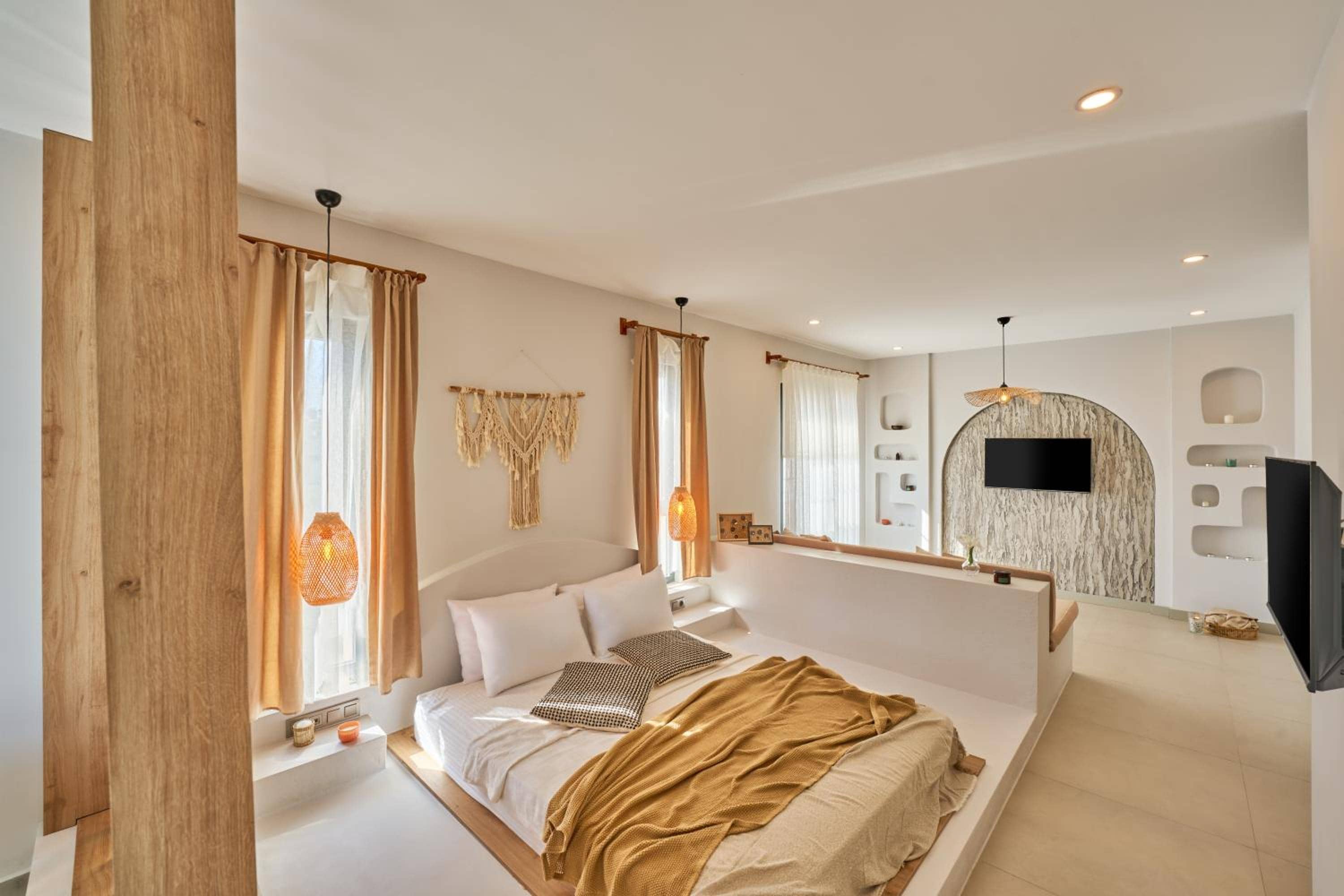 Lilium Boutique Hotel — 3