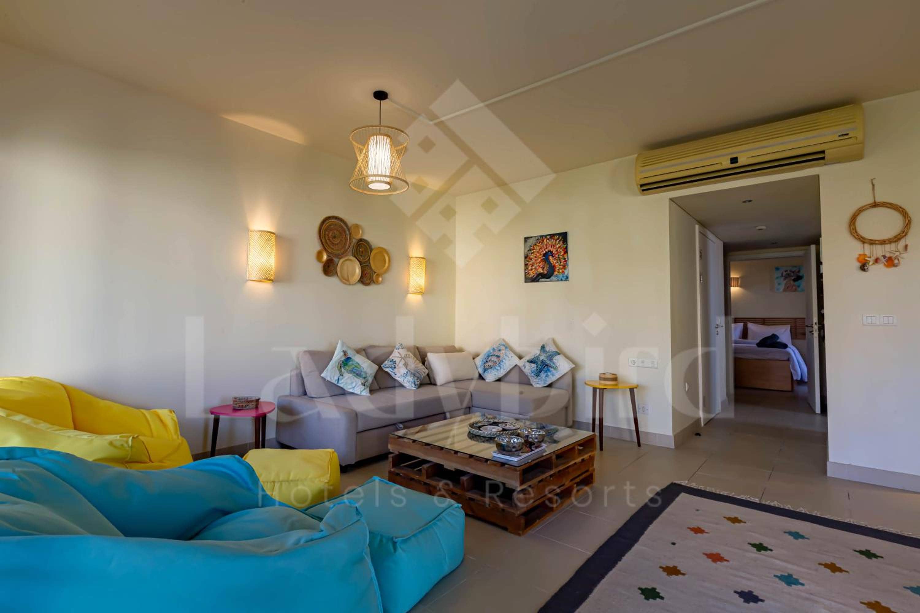 Ladybird - Veranda Beach House — 3