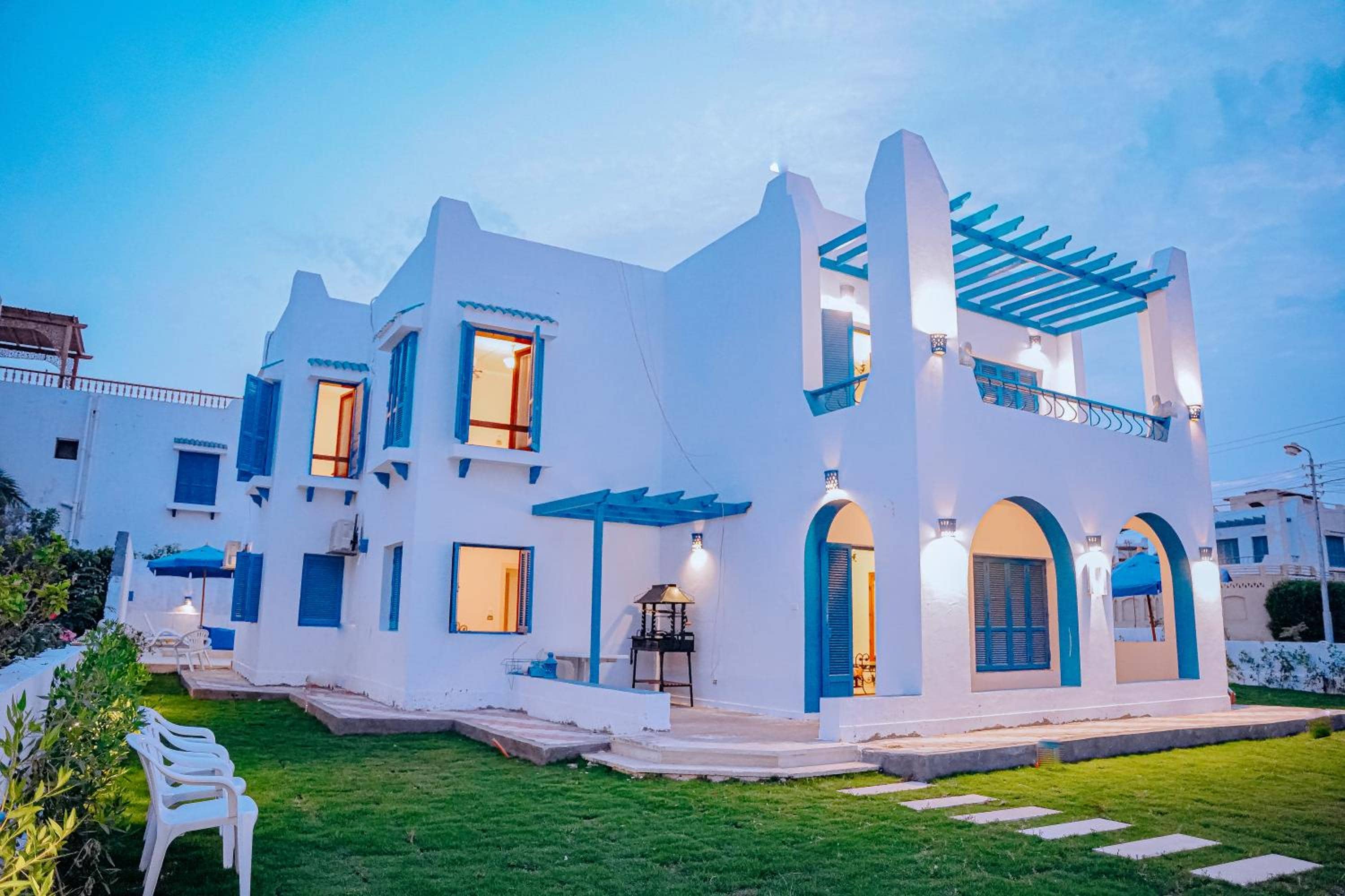 Tunis Oasis 4 Bedrooms private villa with private pool
