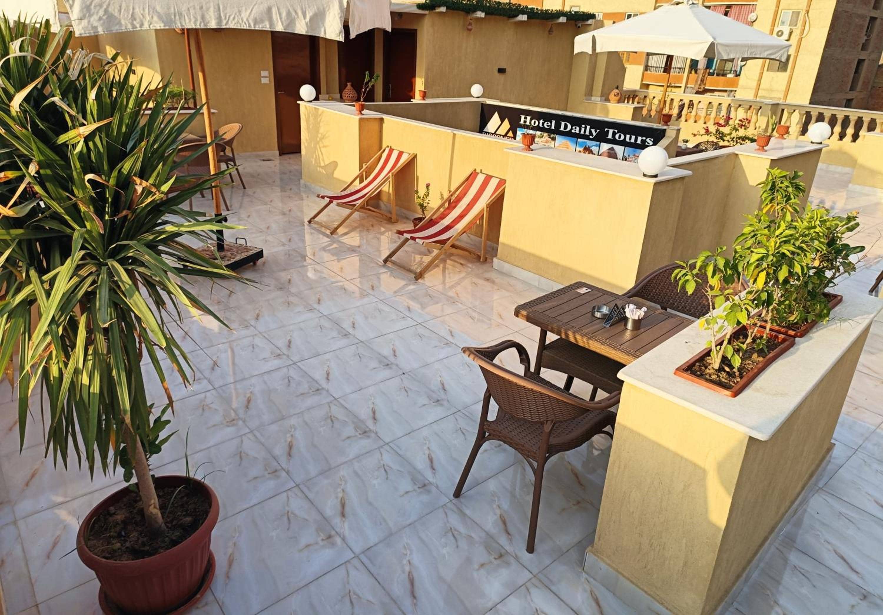 Discover pyramids inn — 3