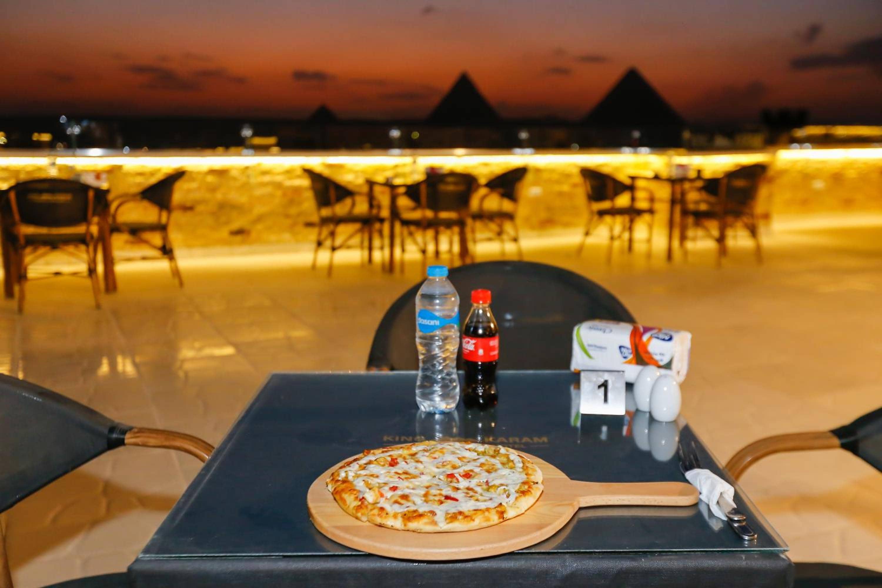 Venus Pyramids Inn - Top Roof Access W Free Break Fast — 4