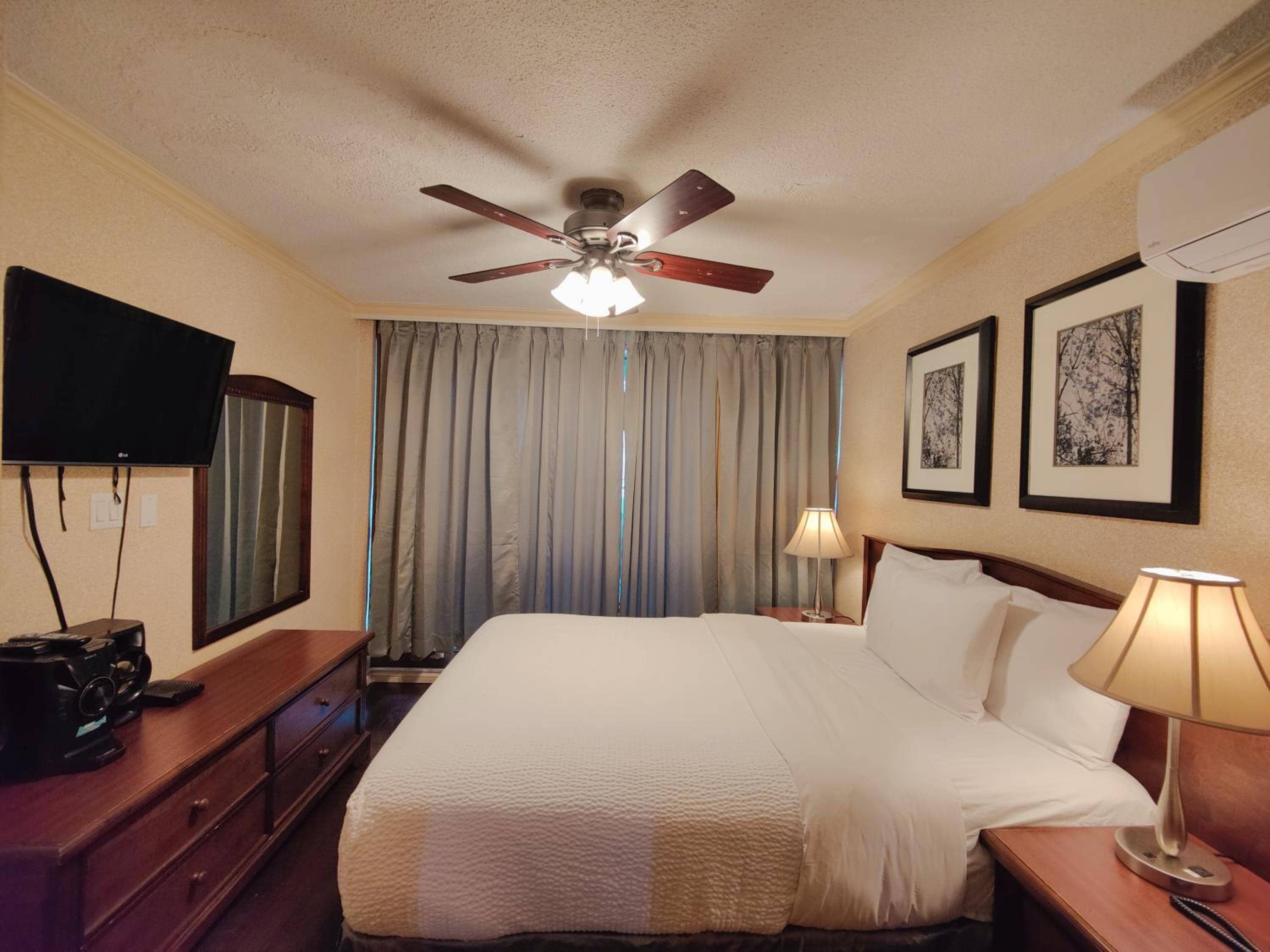 Hotel Opportune — 2