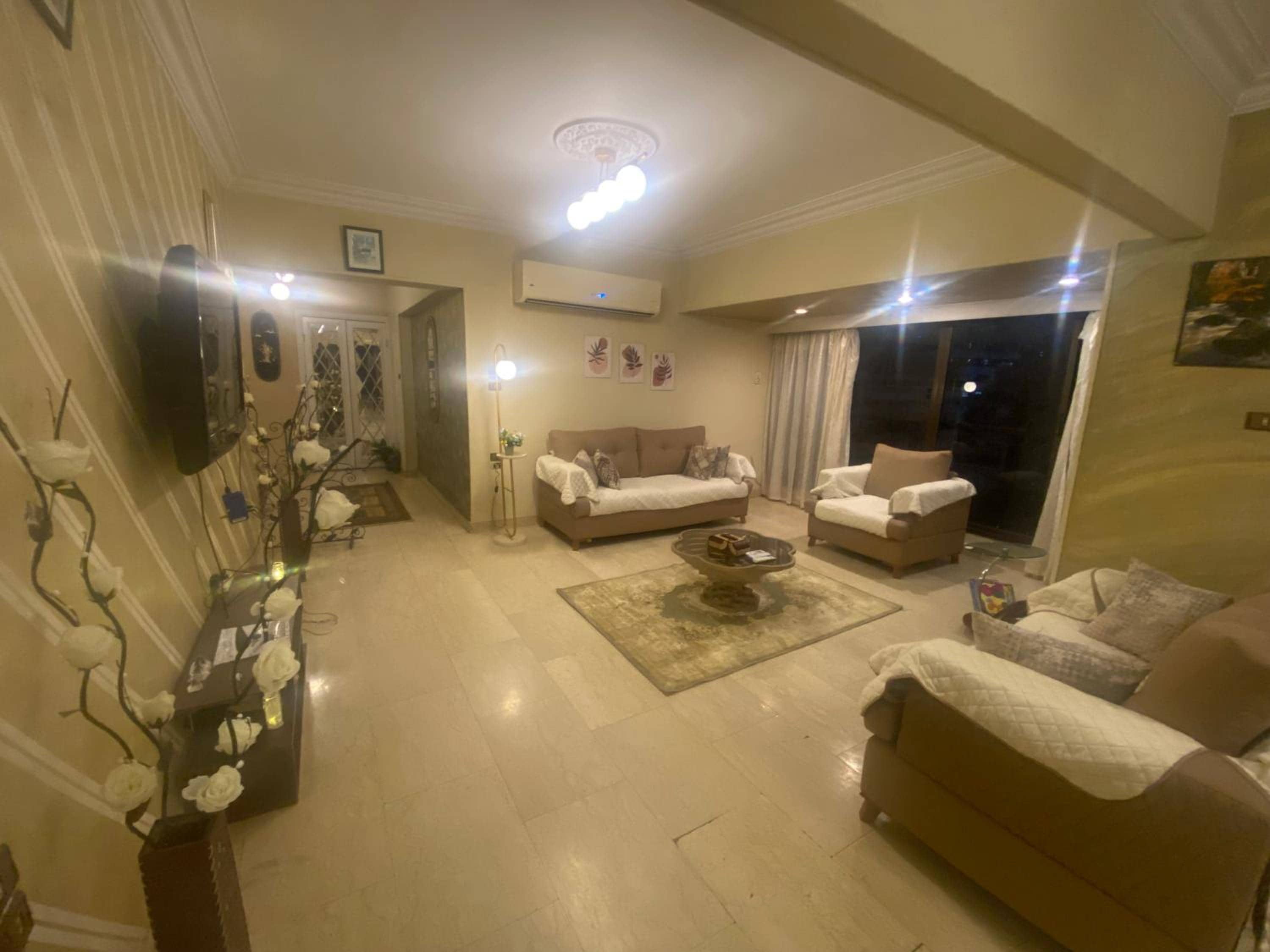 Central luxurious apartment with amazing Nile view — 5
