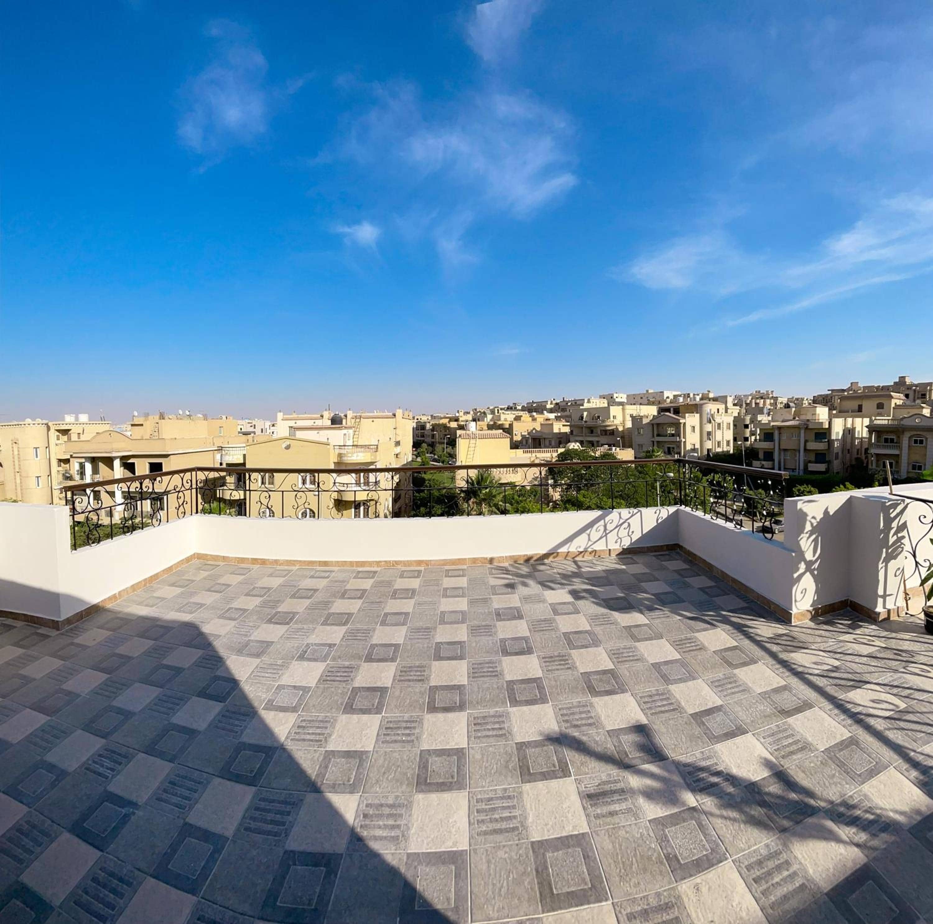 2BD Apartment in a rooftop with a private terrace — 2
