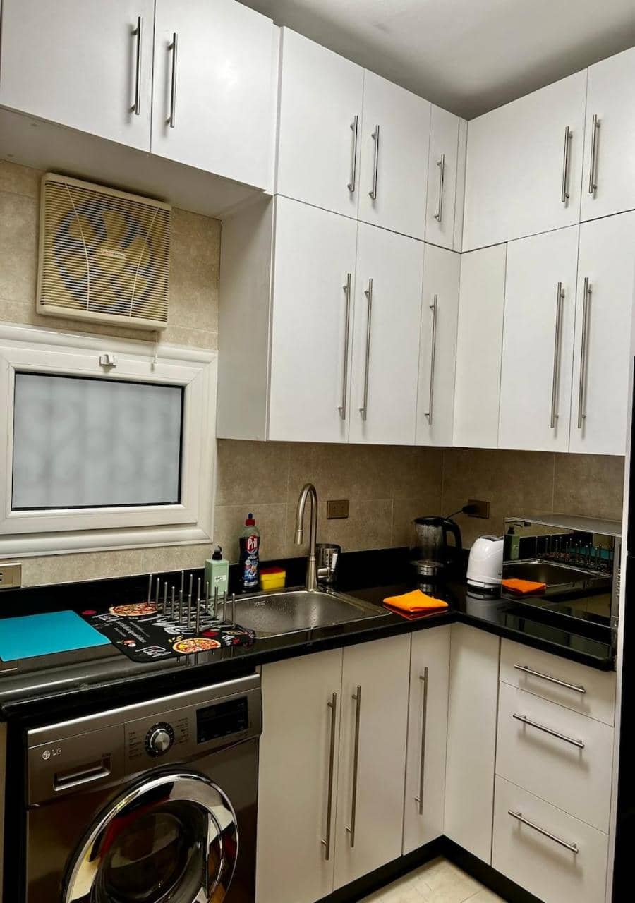 Riverfront Apartment 1 — 5