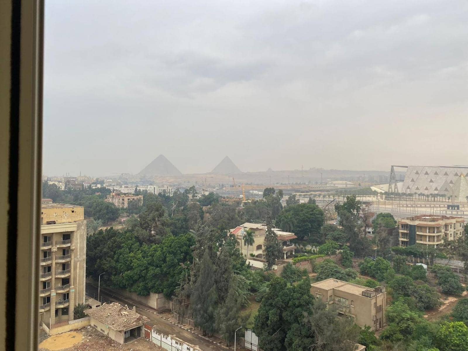 pyramids grand museum inn — 2