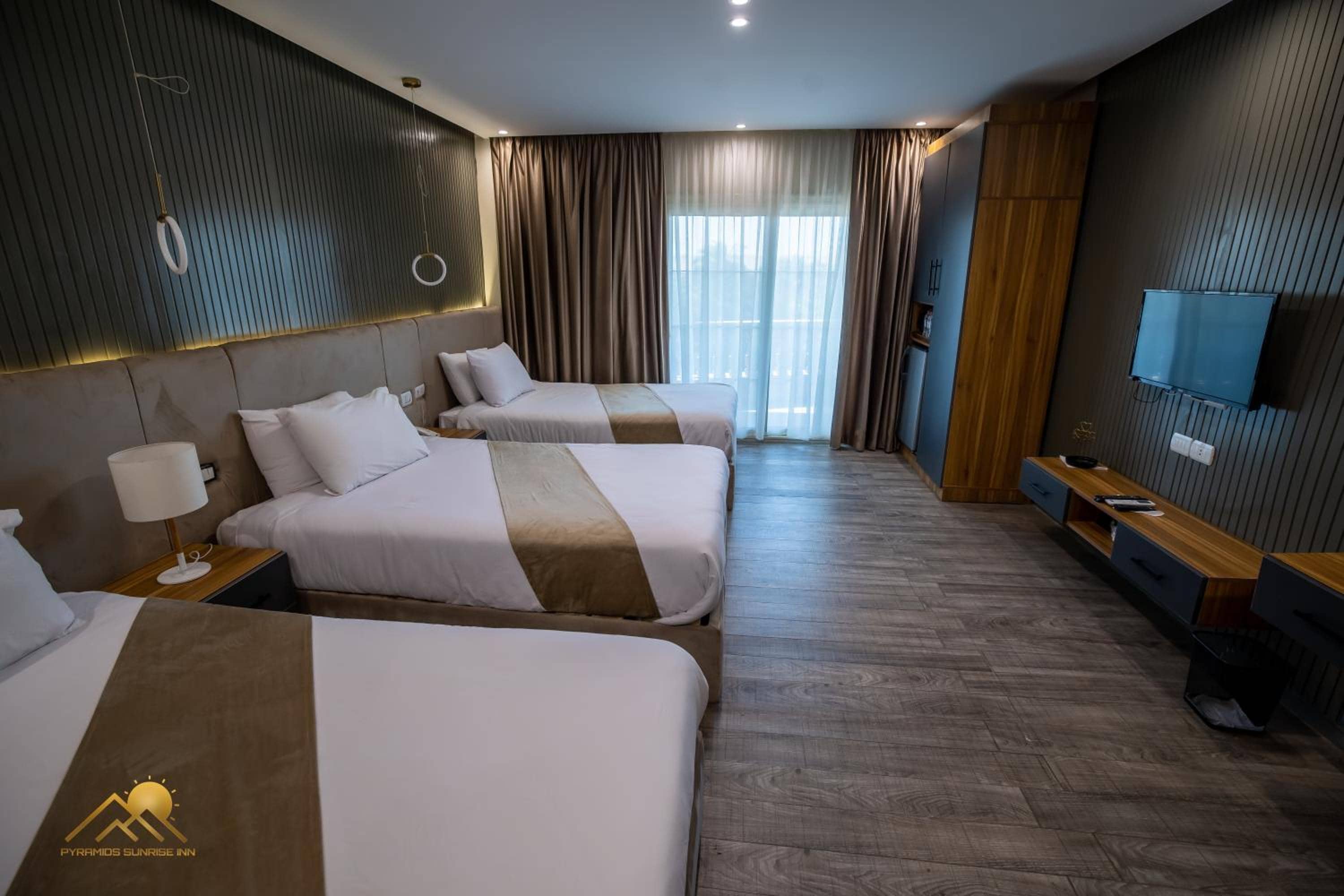 Golden Palm Hotel — 2