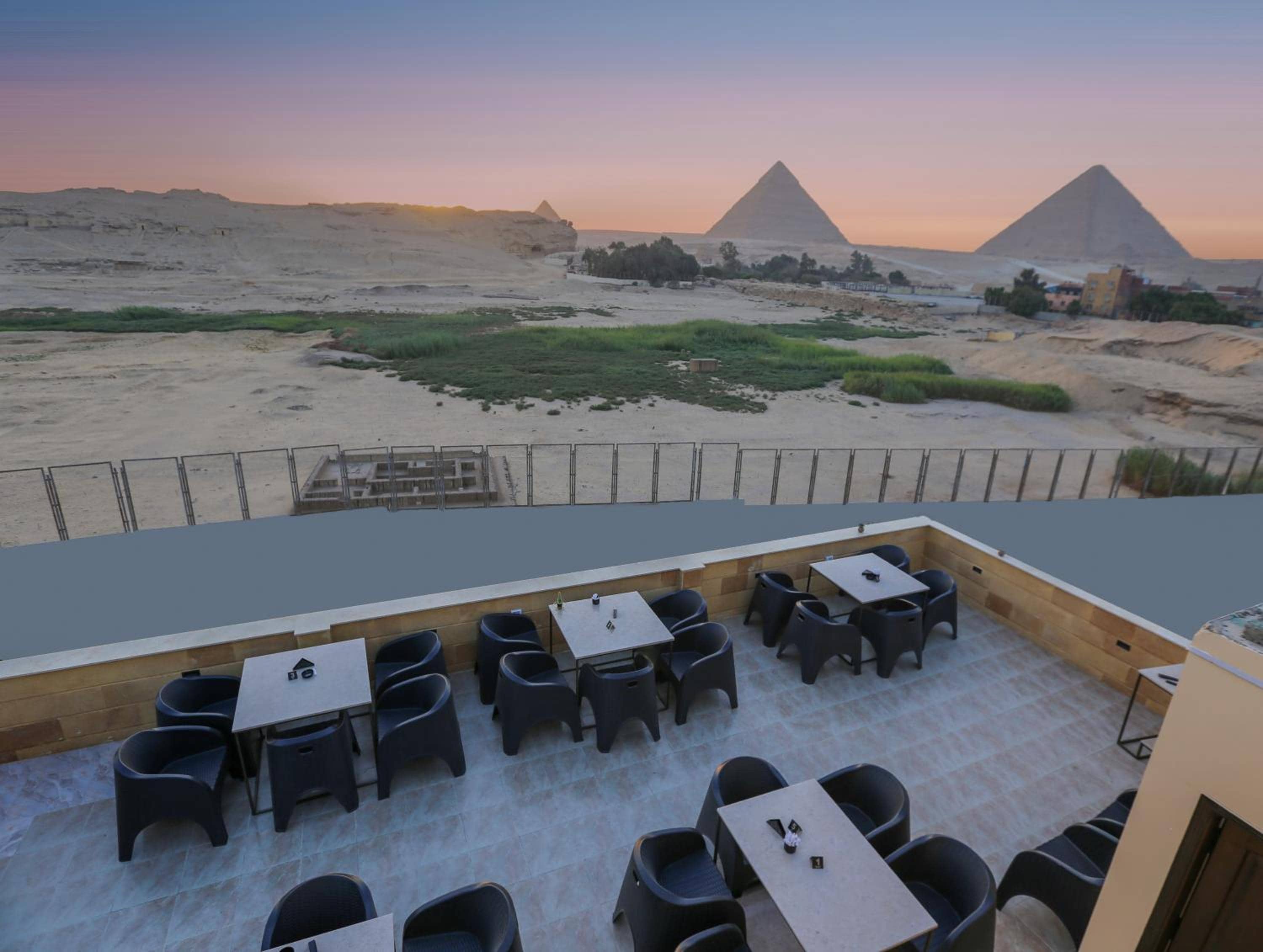 Pyramids Land Palace — 4