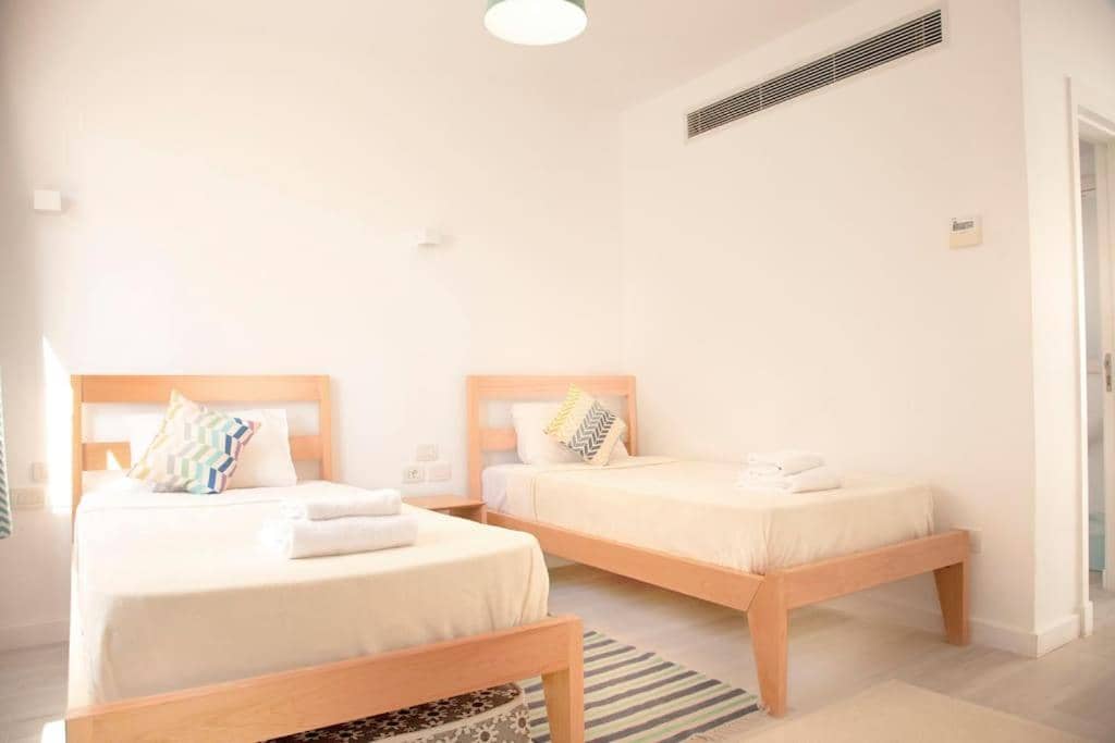 Modern Soma Bay 2BR Villa w sea views, beach & pool access — 2