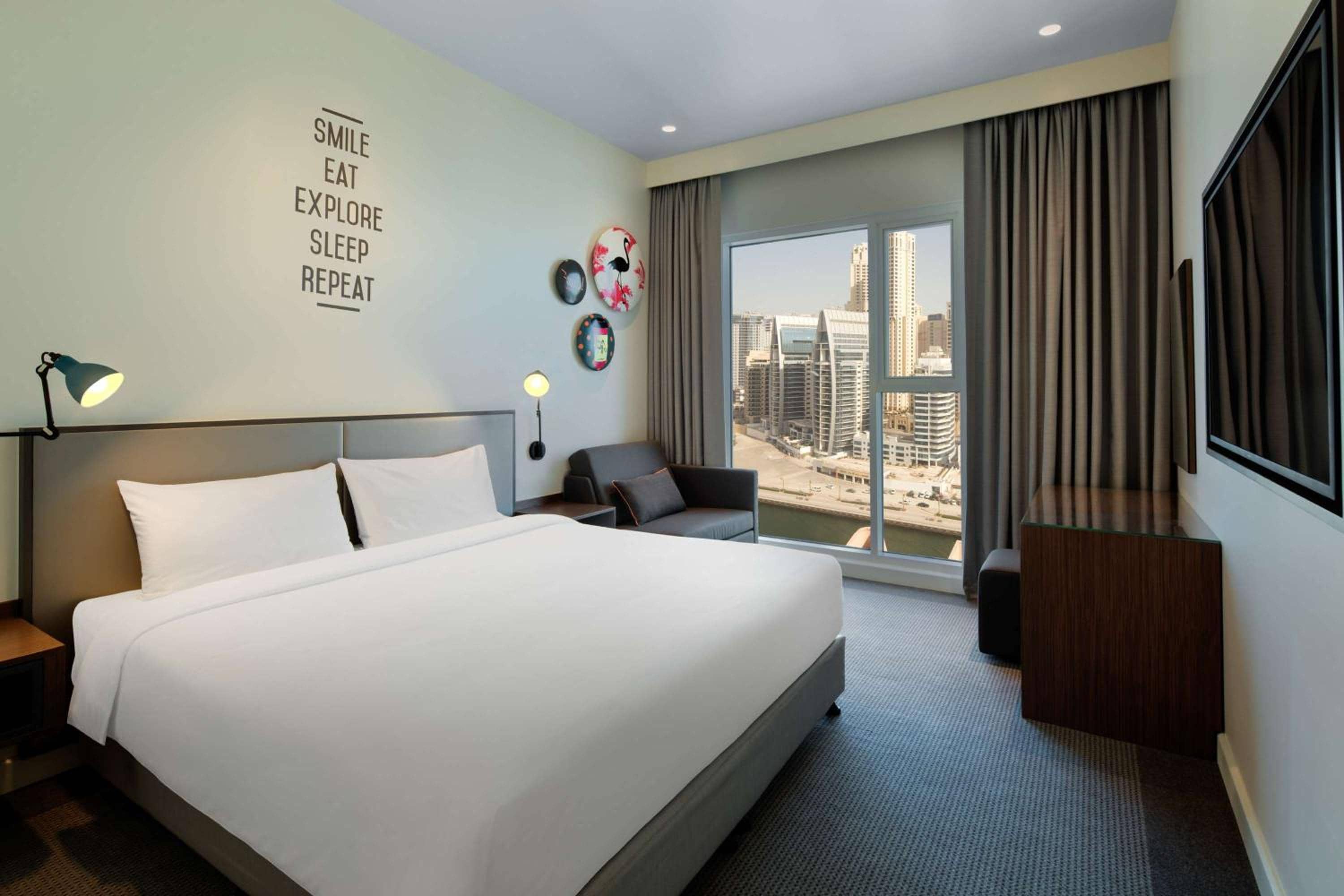 Rove Dubai Marina — 2