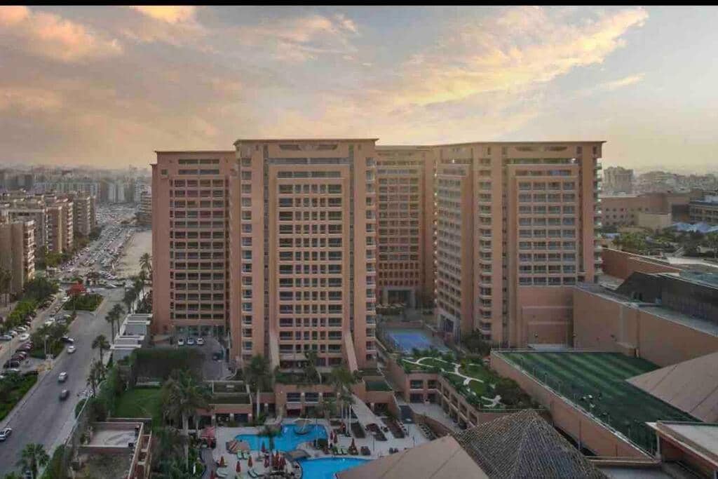 Amazing Apartment Overlooking CityStars
