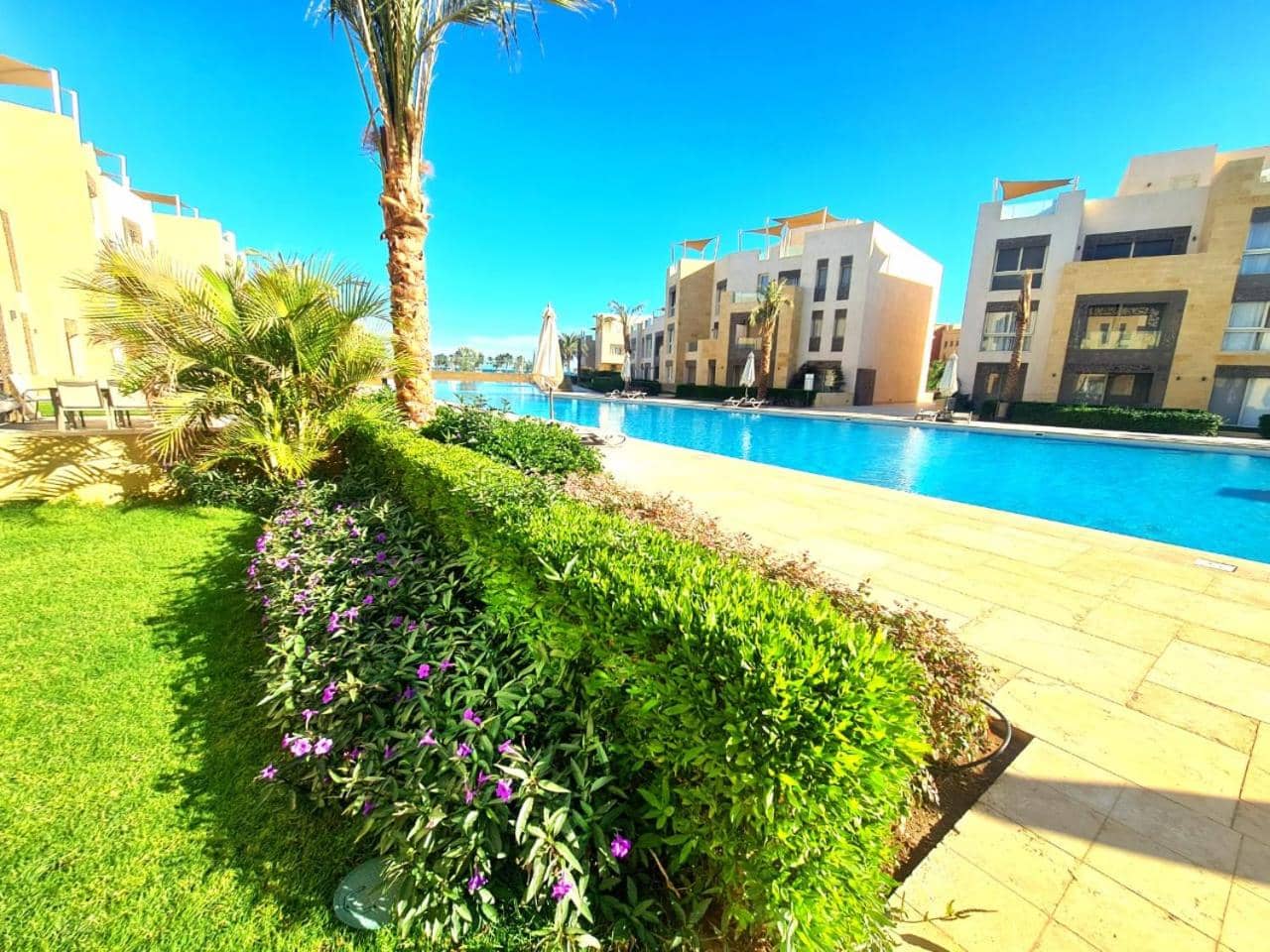 Fabulous Sea view 1 BR & private Garden to the pool at Mangroovy — 5