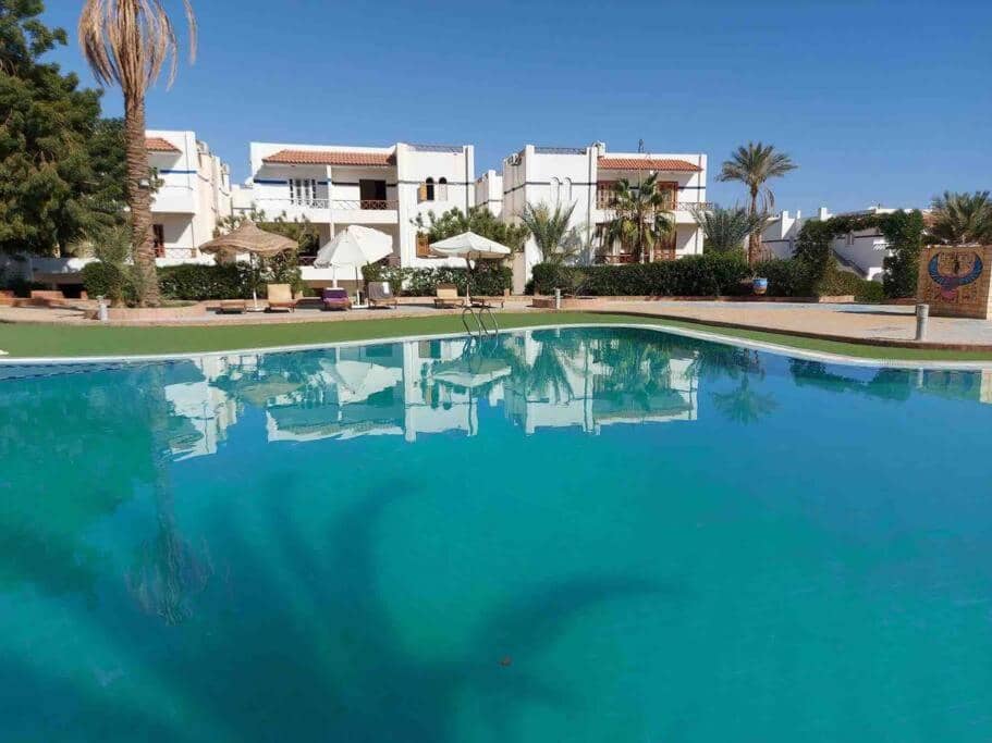 Rivera Resort Flat - Pool View & Free WiFi — 5