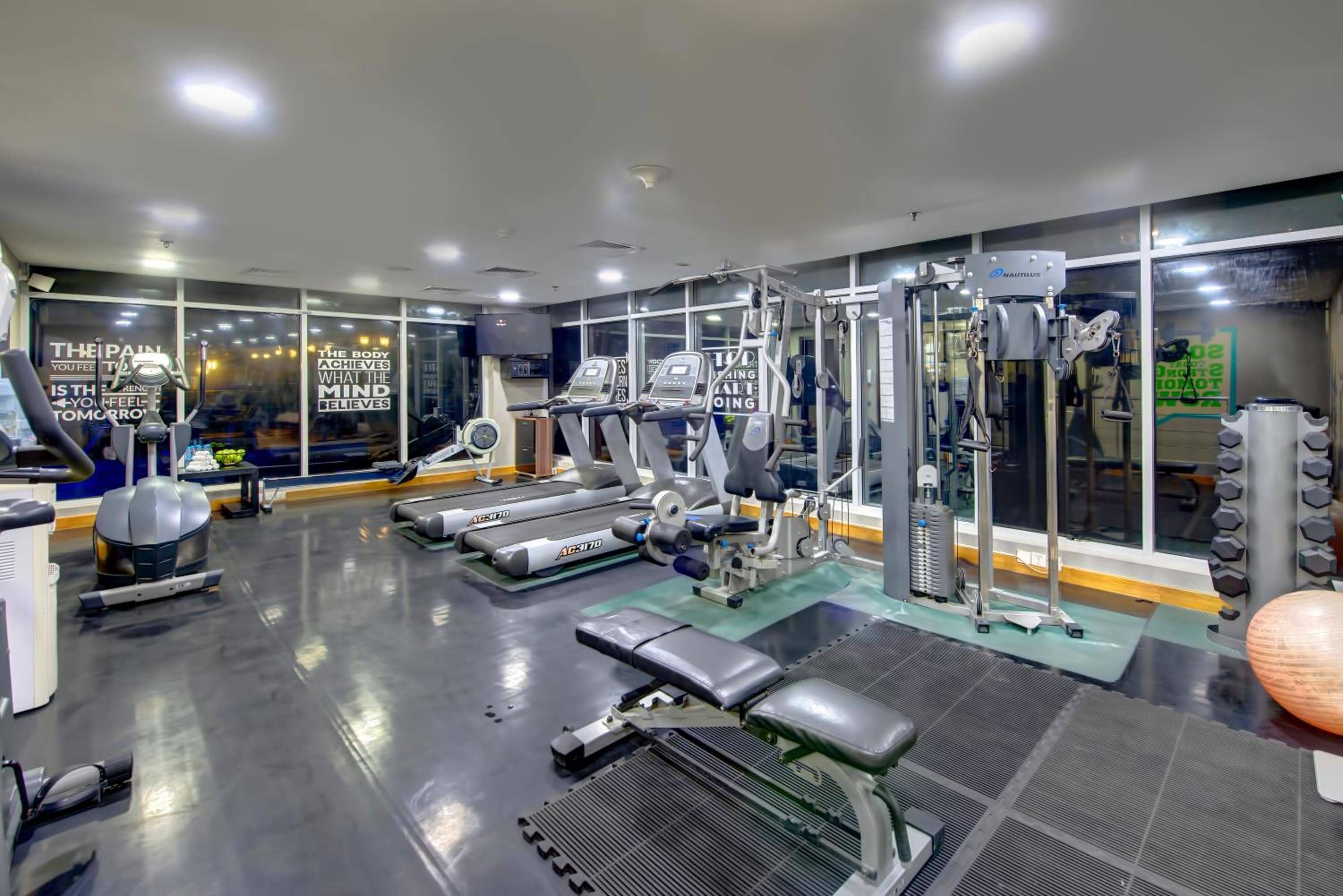 Grandeur Hotel Al Barsha — 5