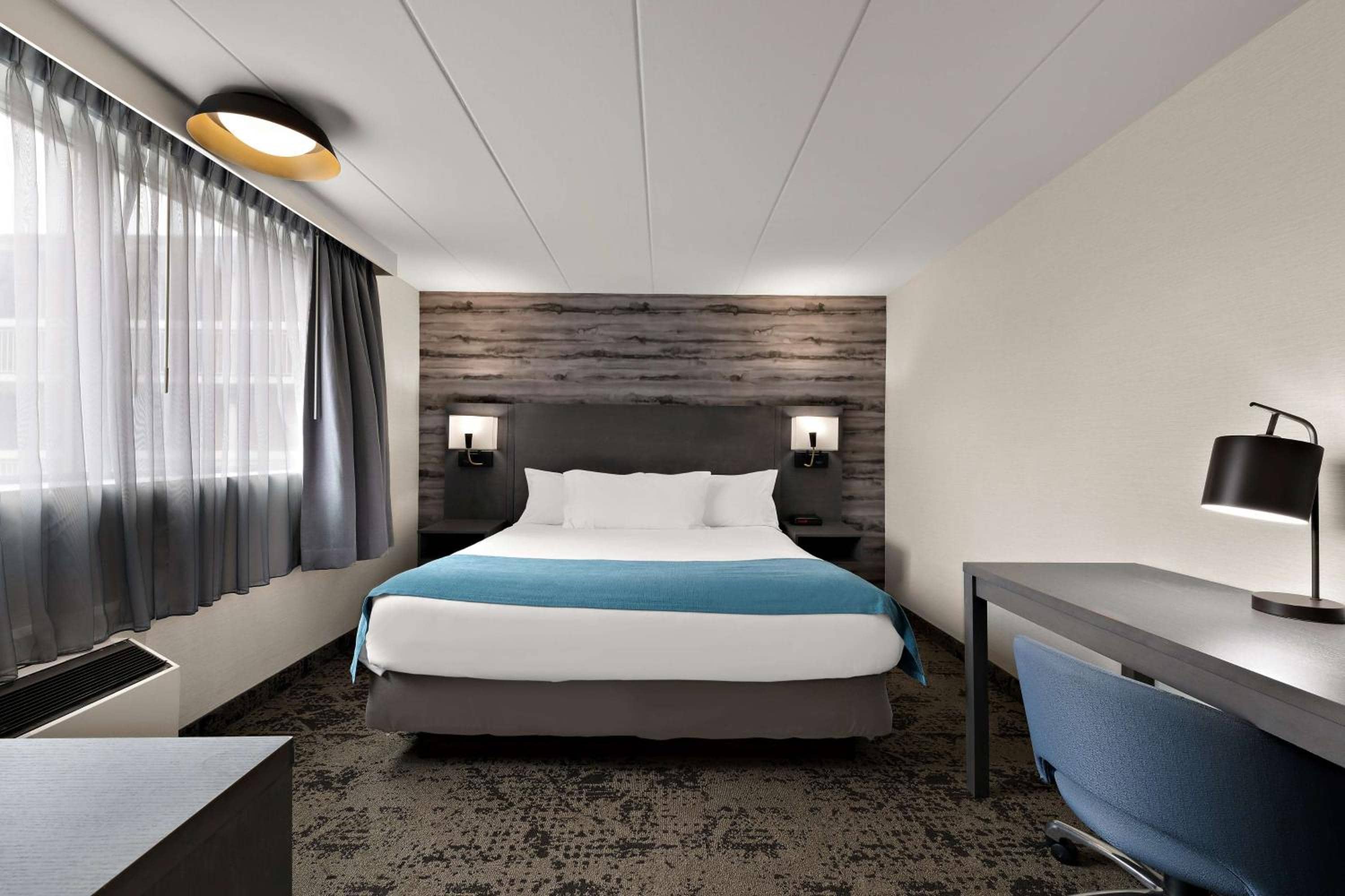 Best Western Parkway Hotel Toronto North — 3
