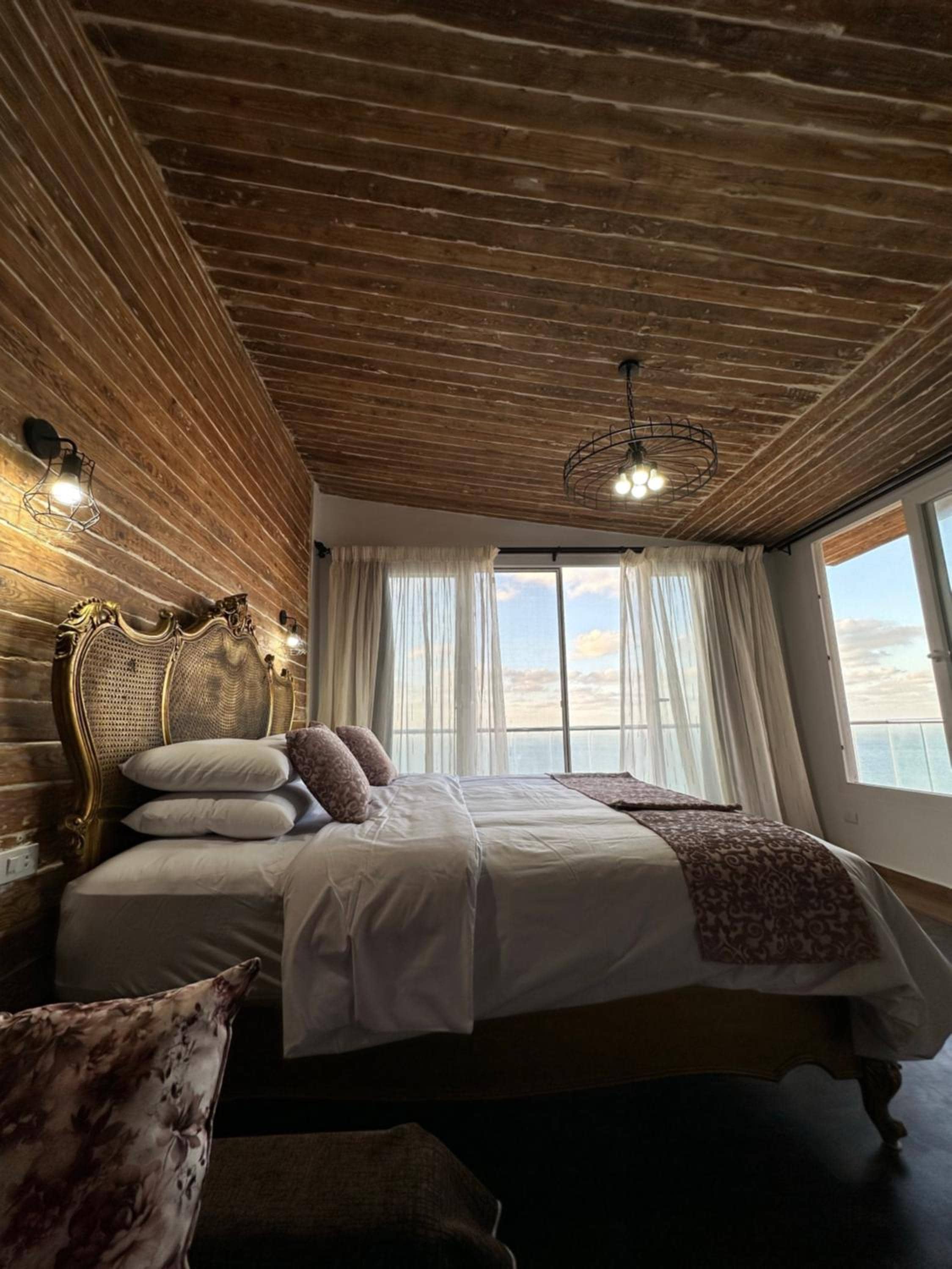 Sea View Cabin — 2