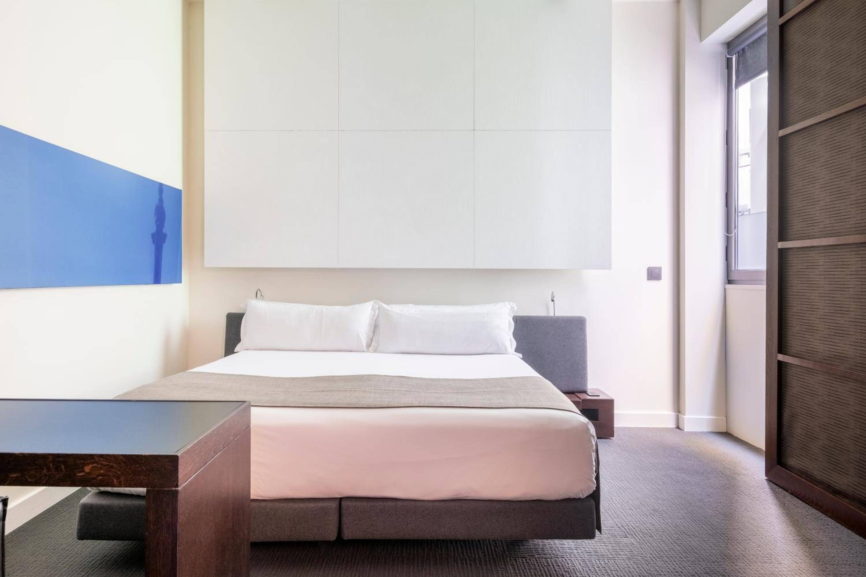 Sixtytwo Hotel — 4