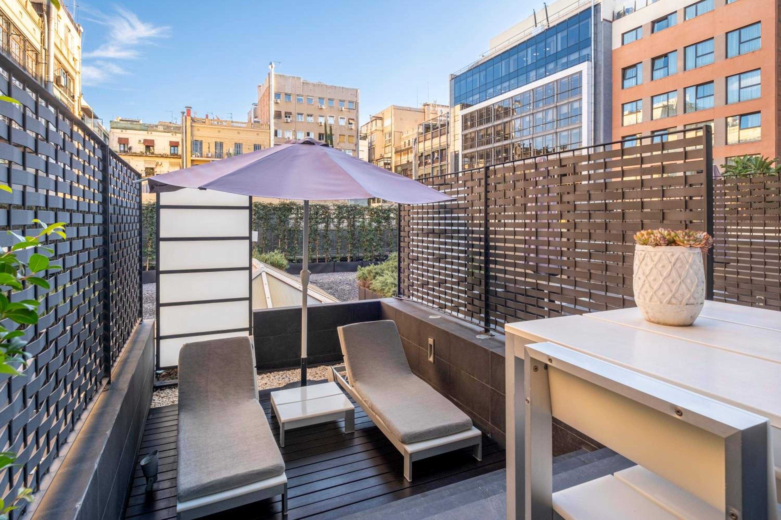 Sixtytwo Hotel — 5