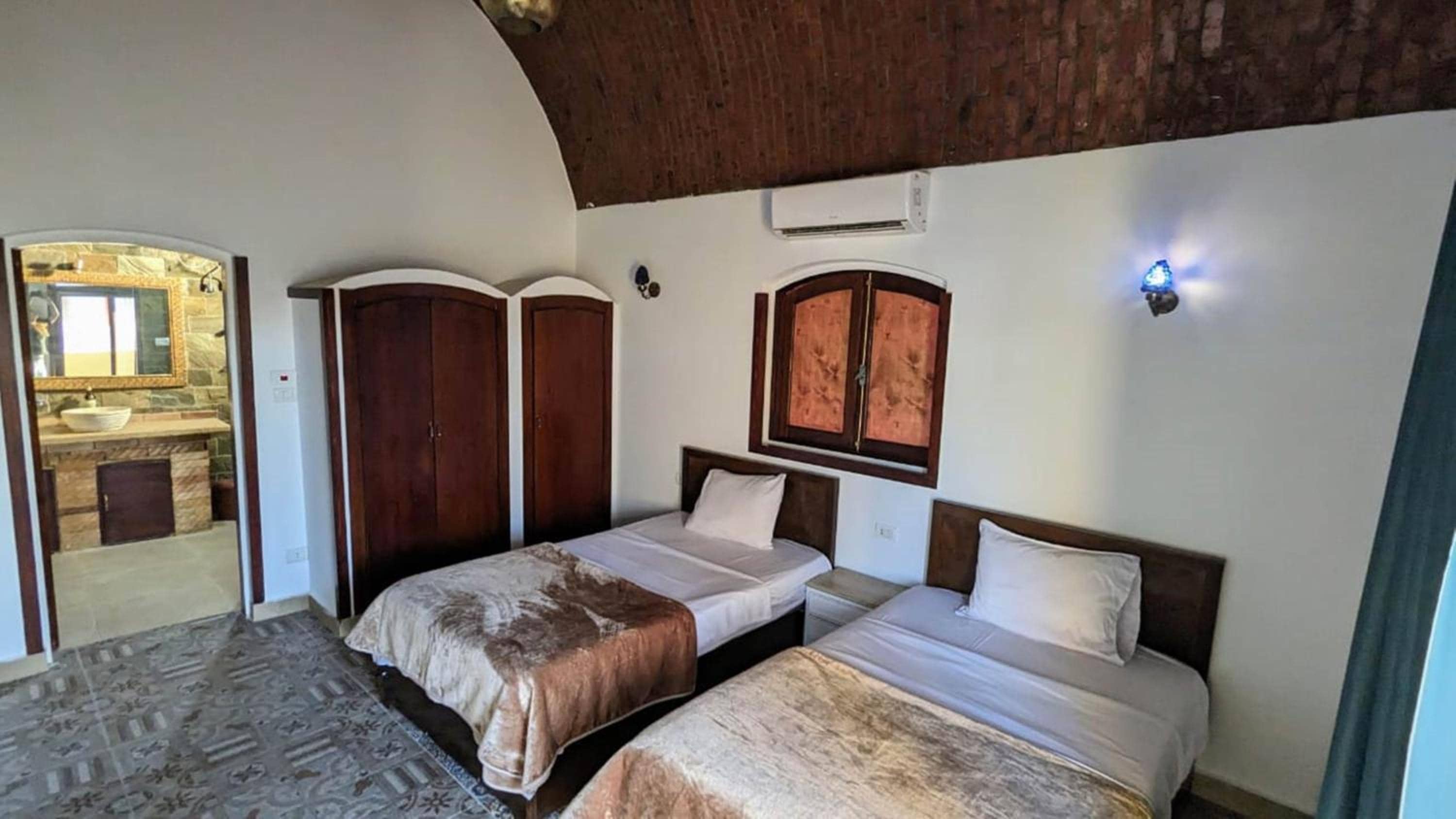 Yasmine Guest House — 4