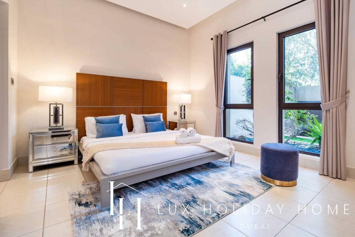 LUX The Burj Khalifa View Garden Suite — 4