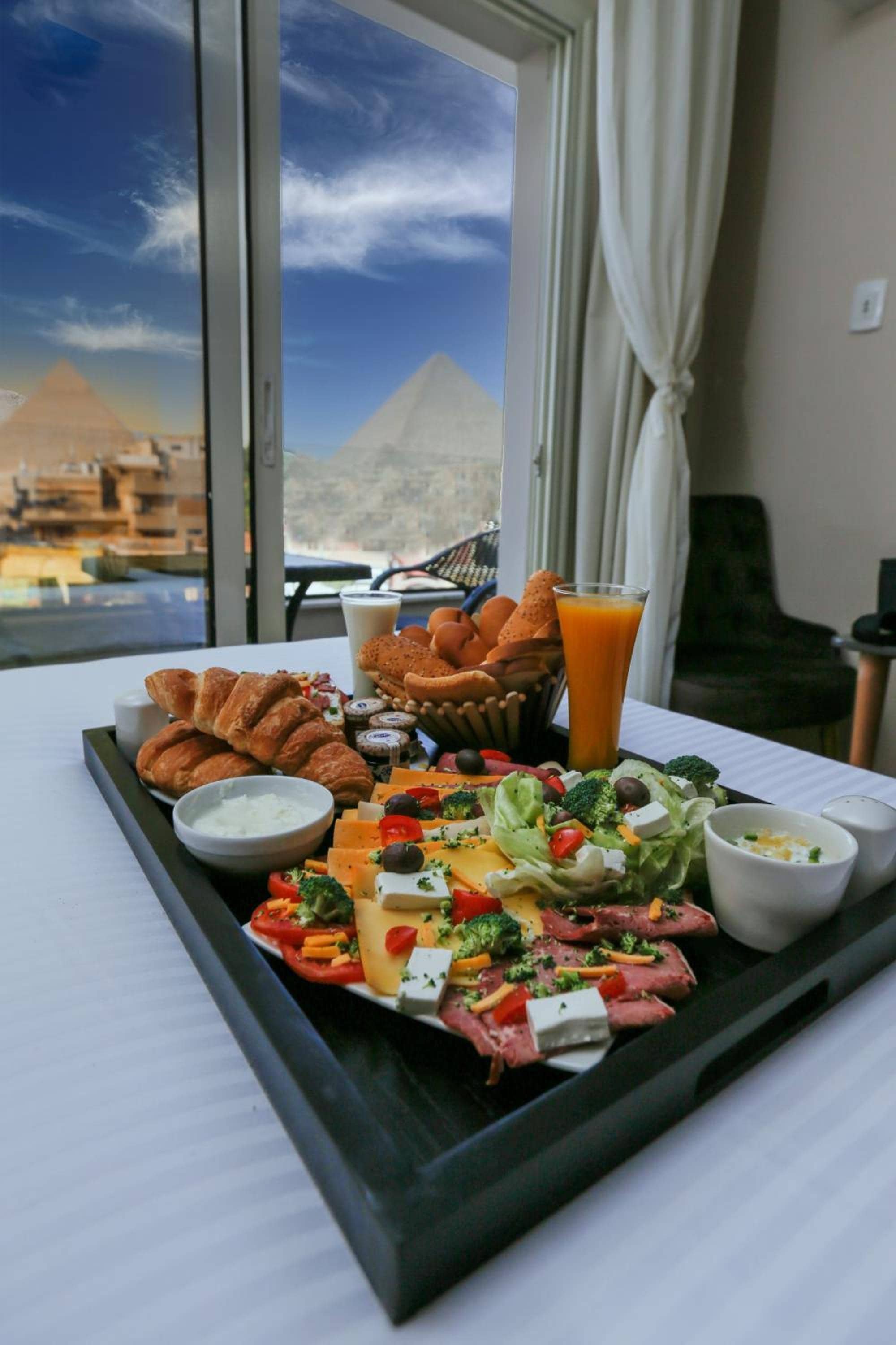 Sky Pyramids View Inn — 4