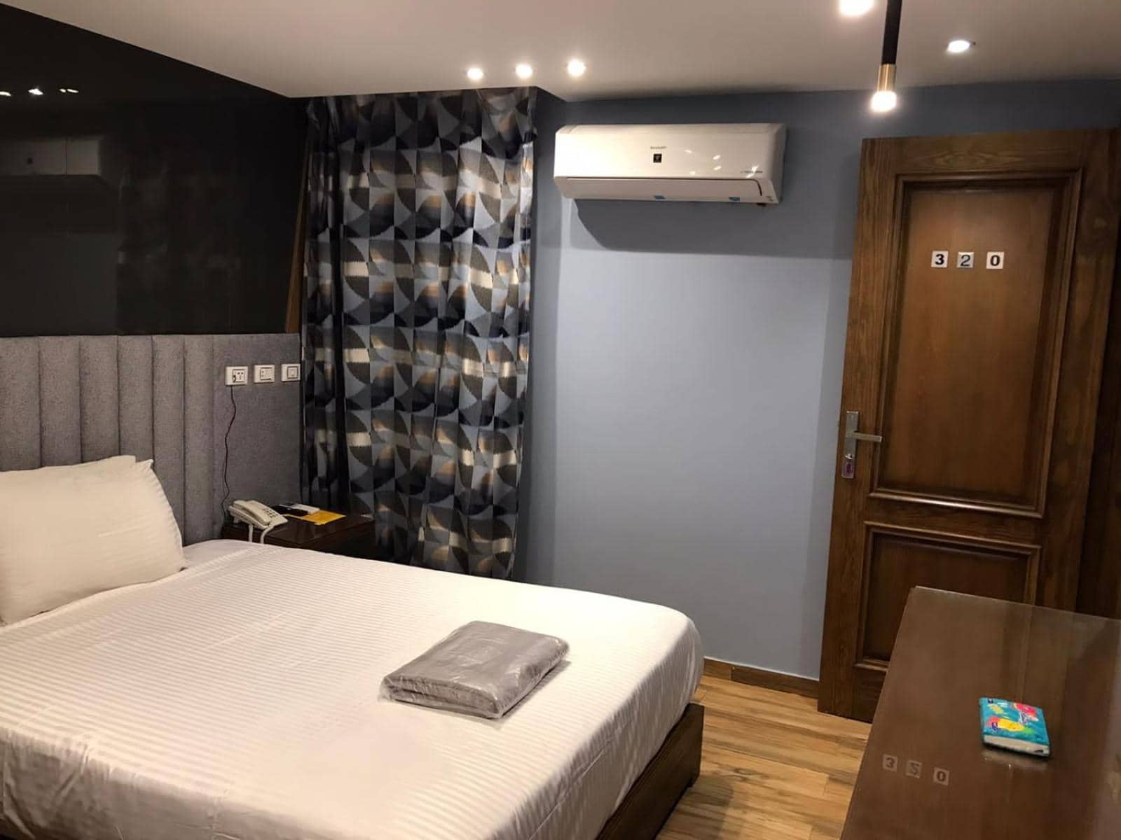 Royal Garden Hotel & Restaurant — 5