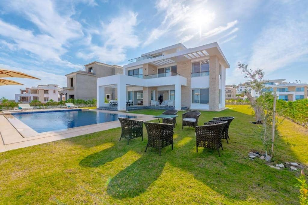 Royal Villa on the beach