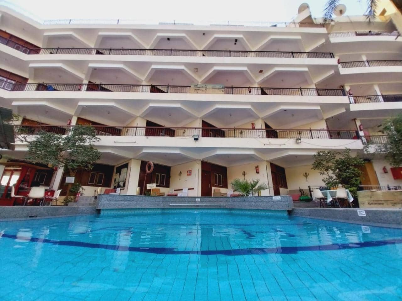Rezeiky Hotel & Camp 您在盧克索的第二個家