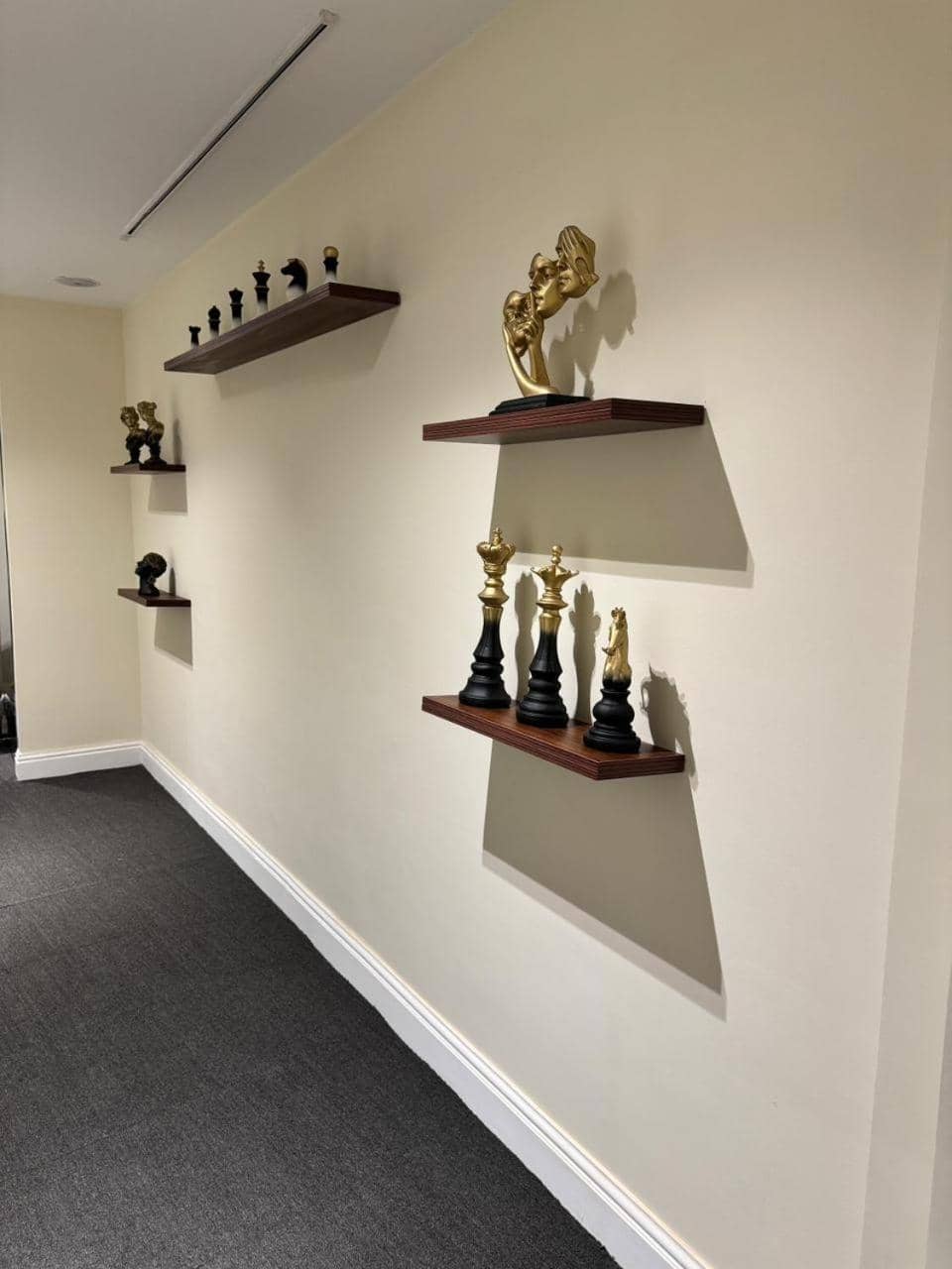 Marron studios 11 — 3