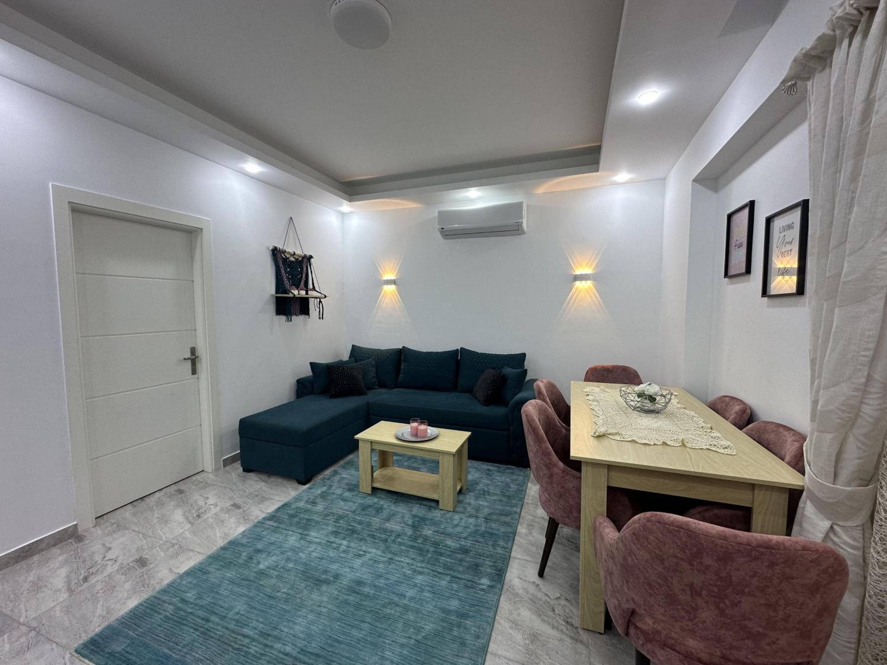 2 Bed Flat - Sleeps 6 - Pool - Parking - Wifi — 3