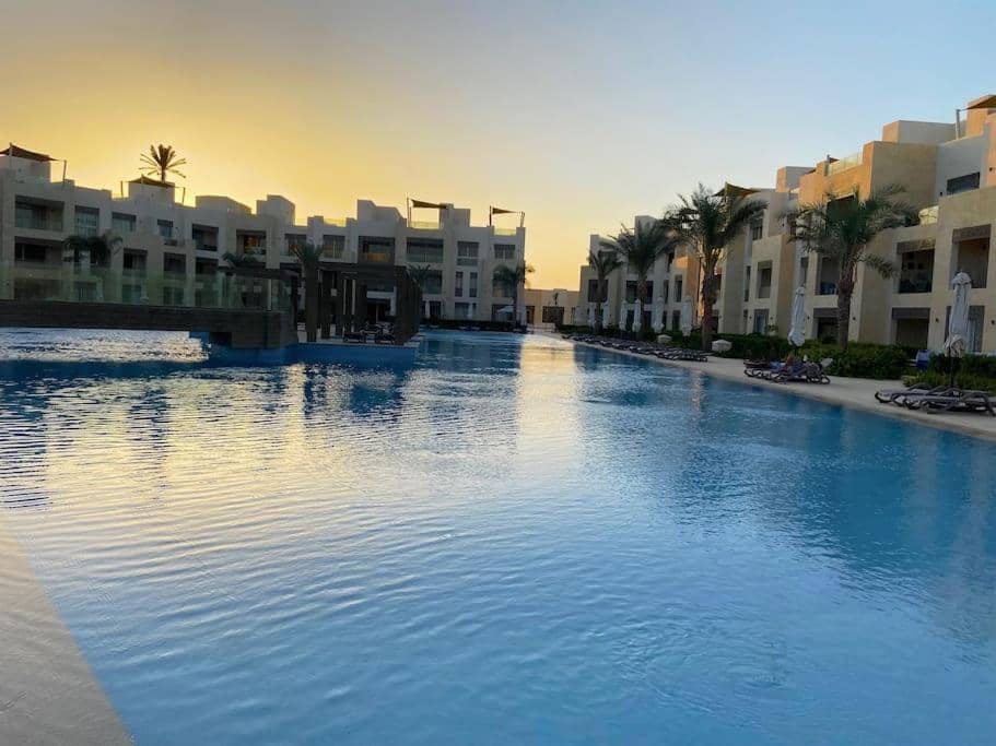 Glamorous 2BR/ Free Beach & Pool Access @ Mangroovy, El Gouna — 2