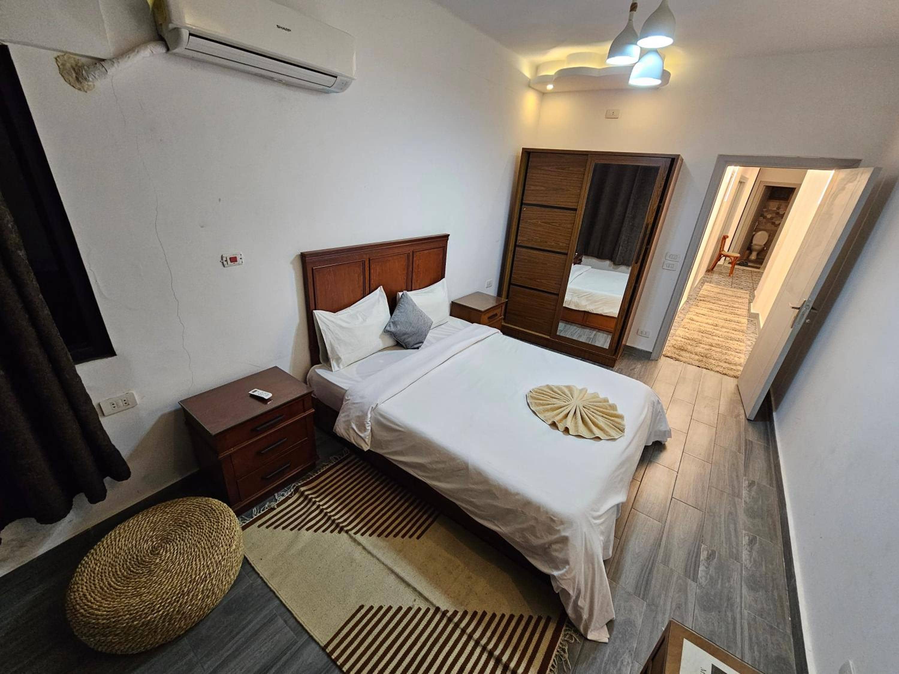 Alex Gate apartment - families only — 4