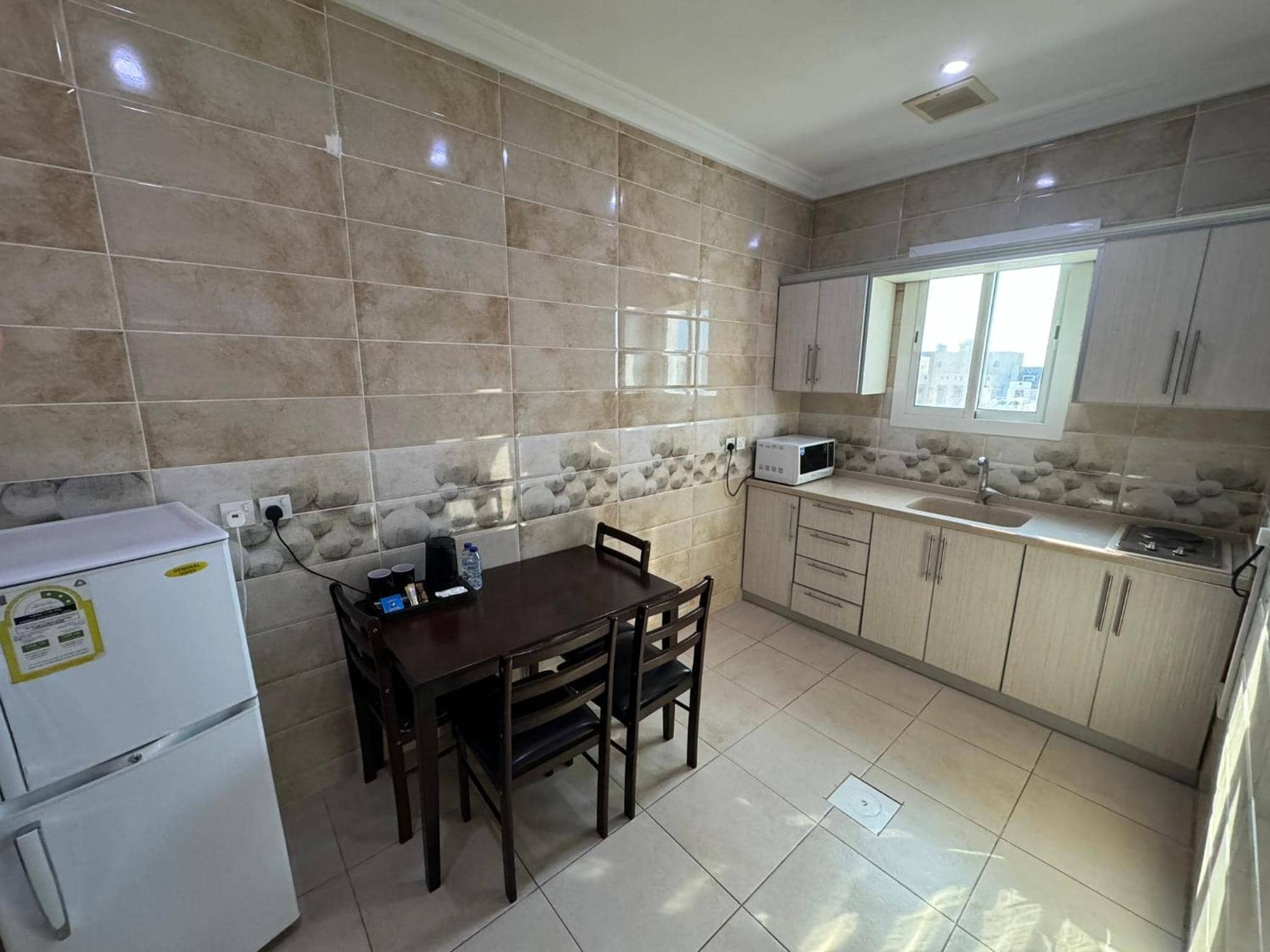 PRIMOTEL Suites As Salamah — 2